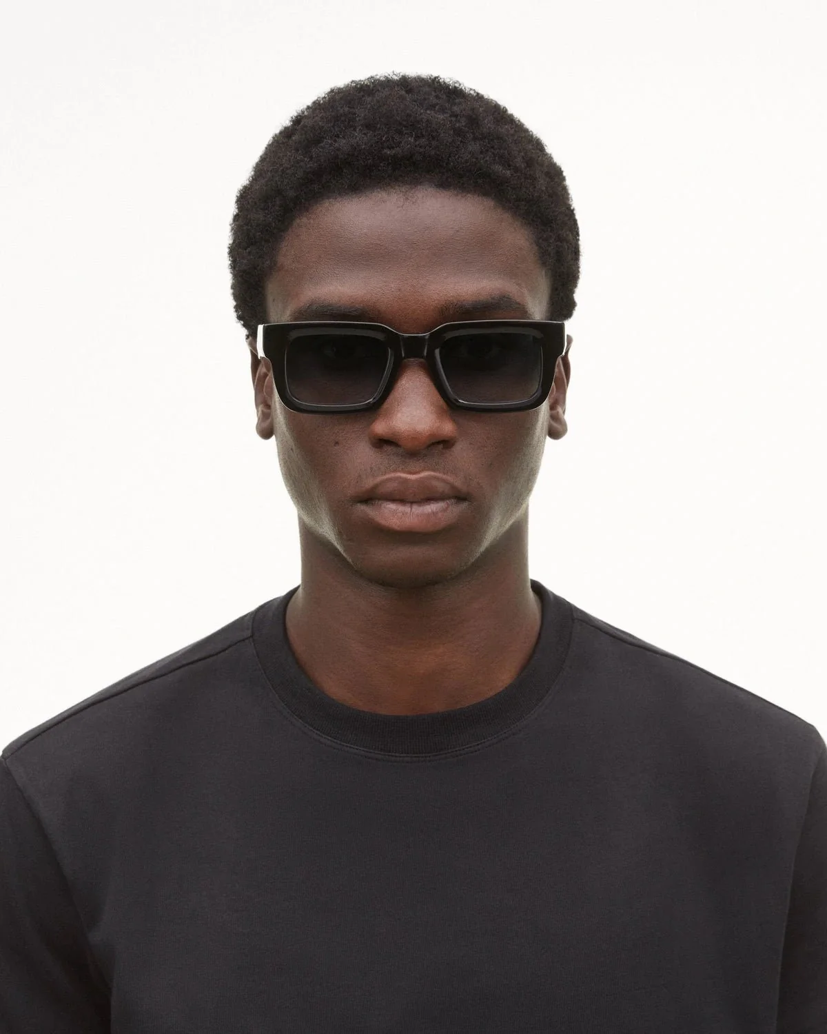 05 Core / Black & Black Gradient Lens - Image 4