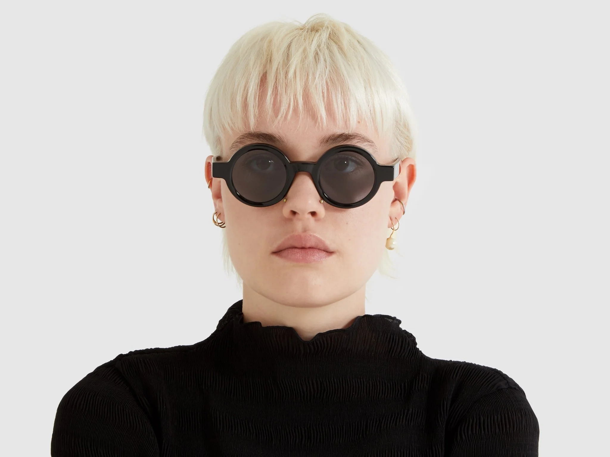 Adrian / Black & Grey Lens - Image 6