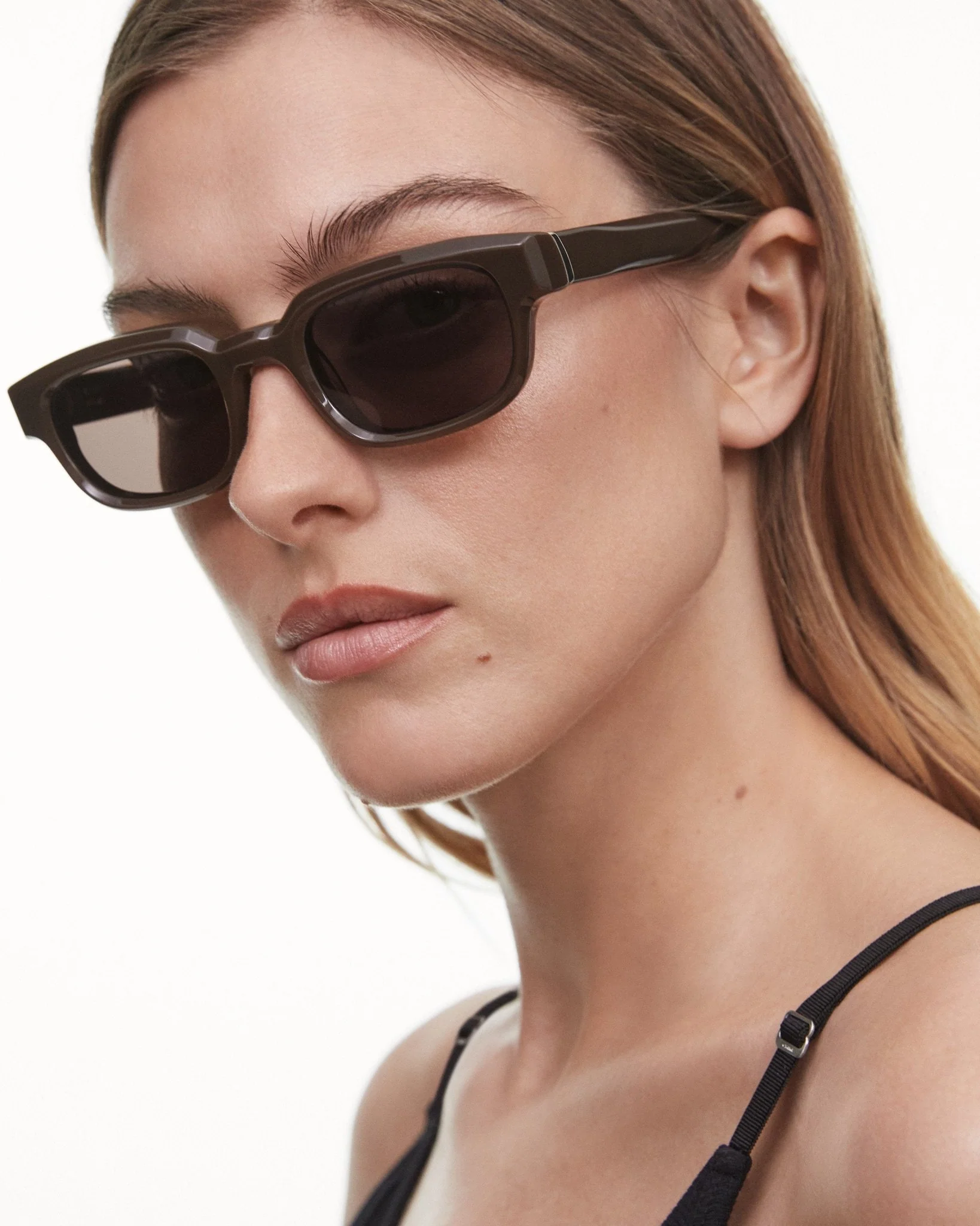 Alter / Brown & Brown Lens - Image 4