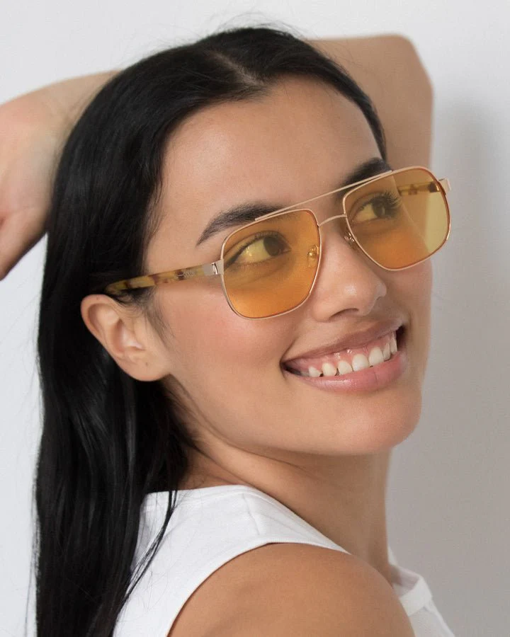 Amelia / Soft Gold Crème Brûlée & Yellow Lens - Image 6