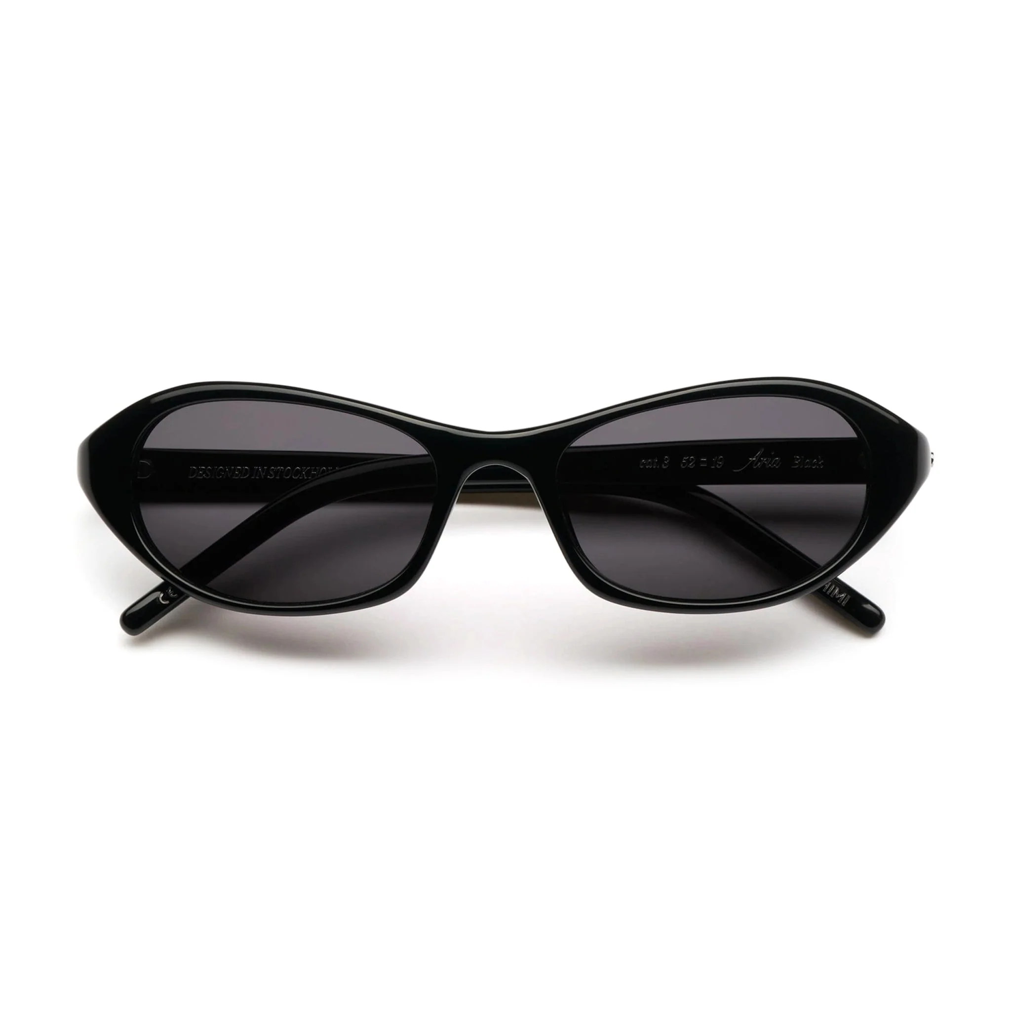 Aria / Black & Black Lens