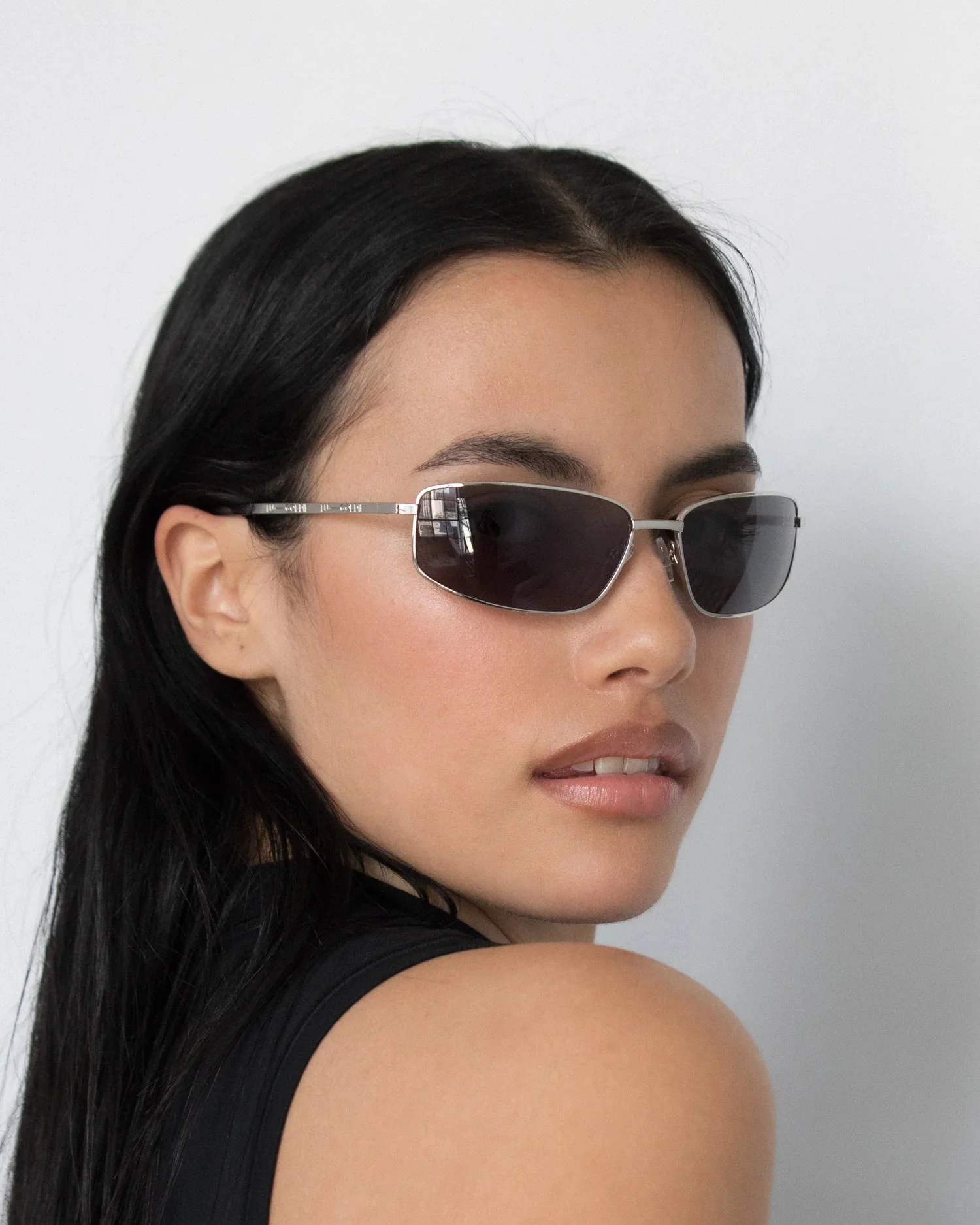 Axelle / Black & Grey Lens - Image 4