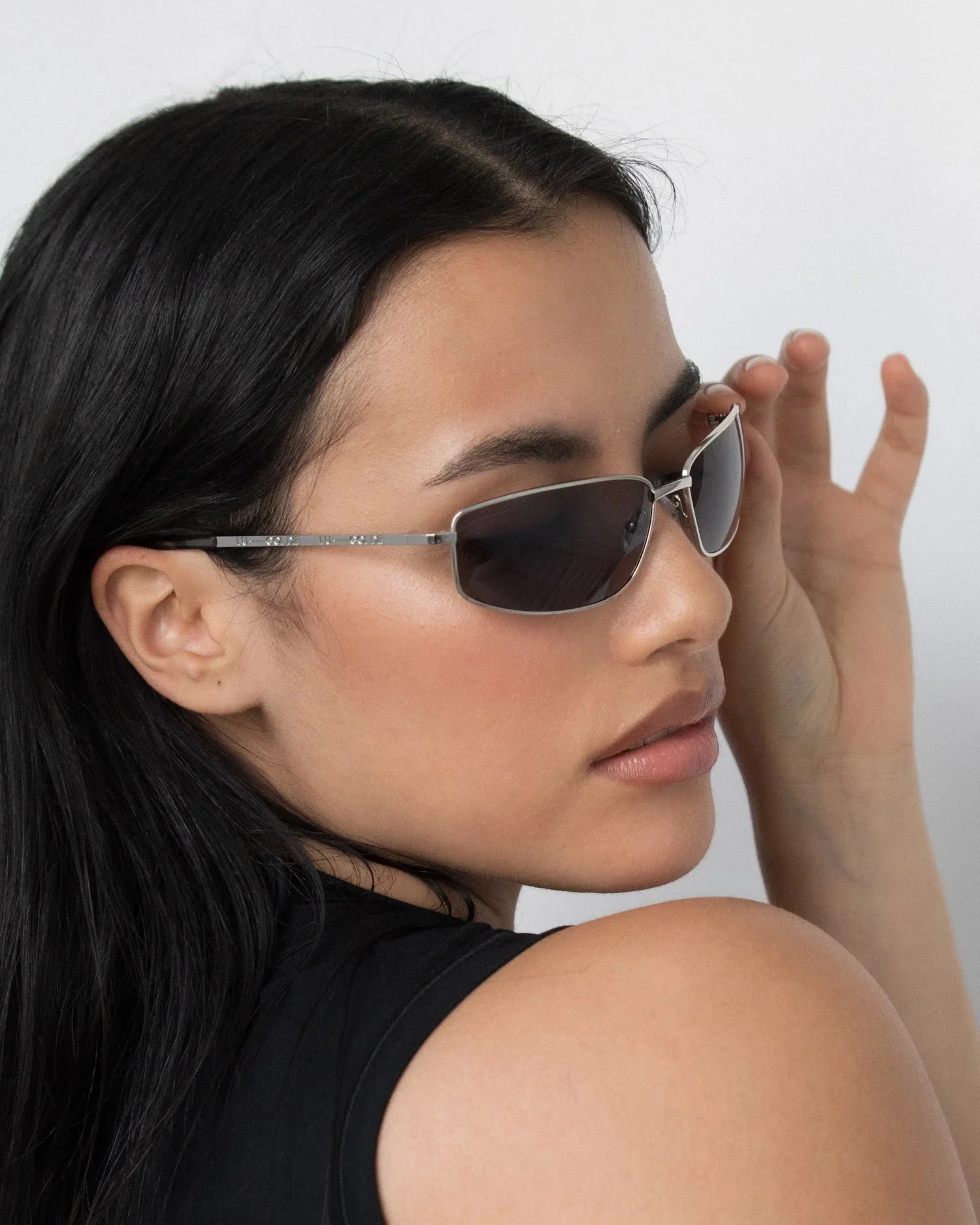 Axelle / Black & Grey Lens - Image 5