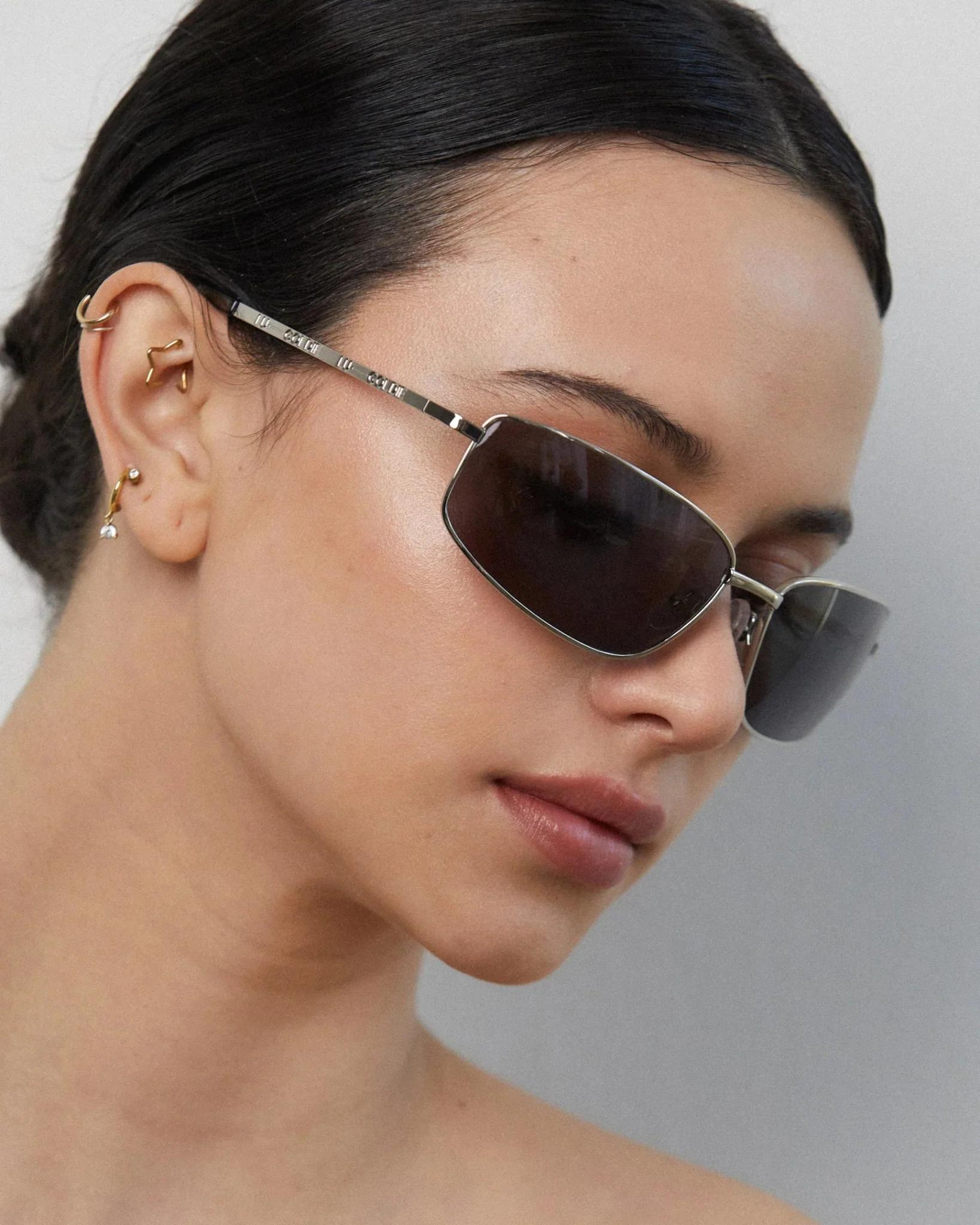 Axelle / Black & Grey Lens - Image 7