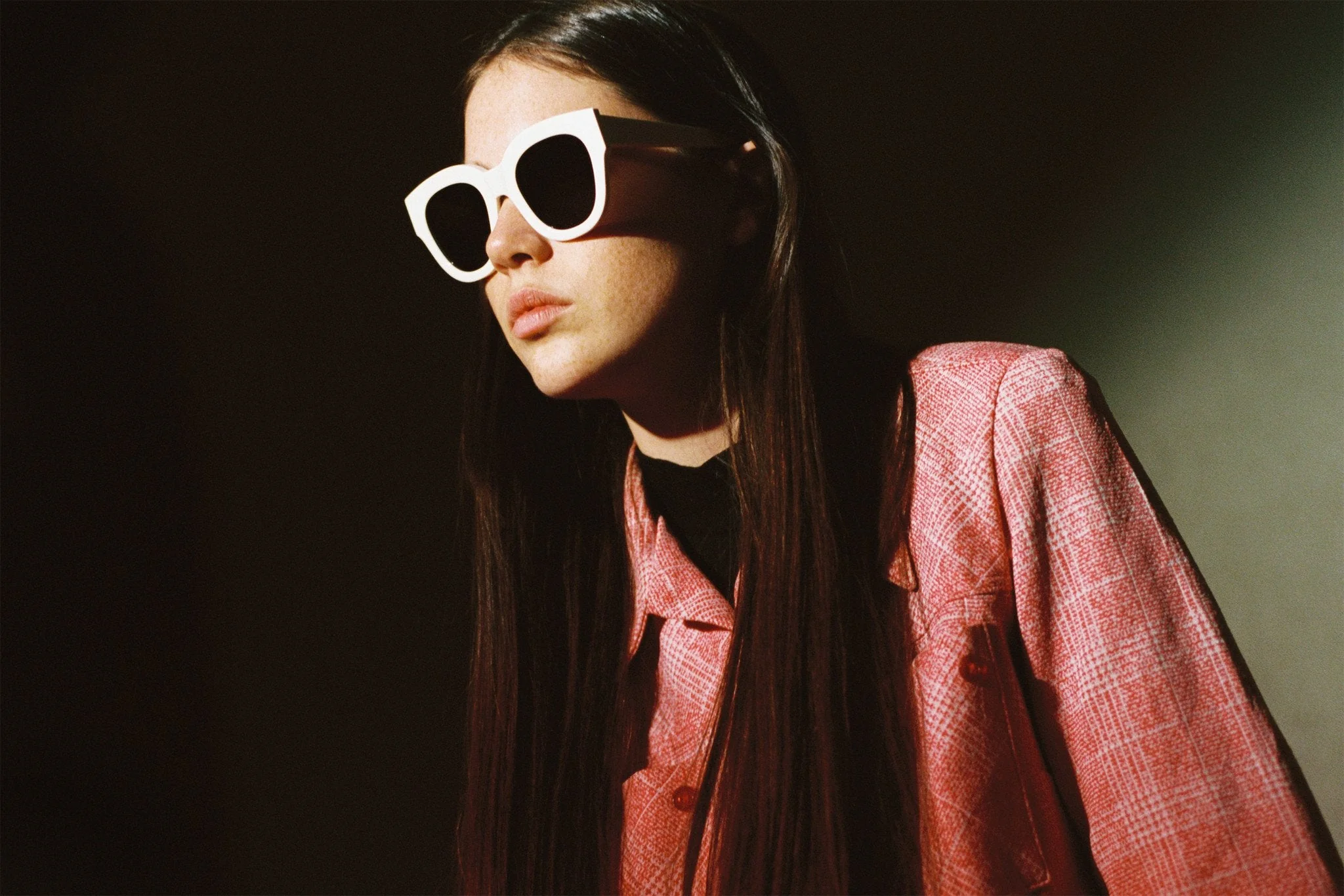 Cleo / White Acetate & Grey Lens - Image 7