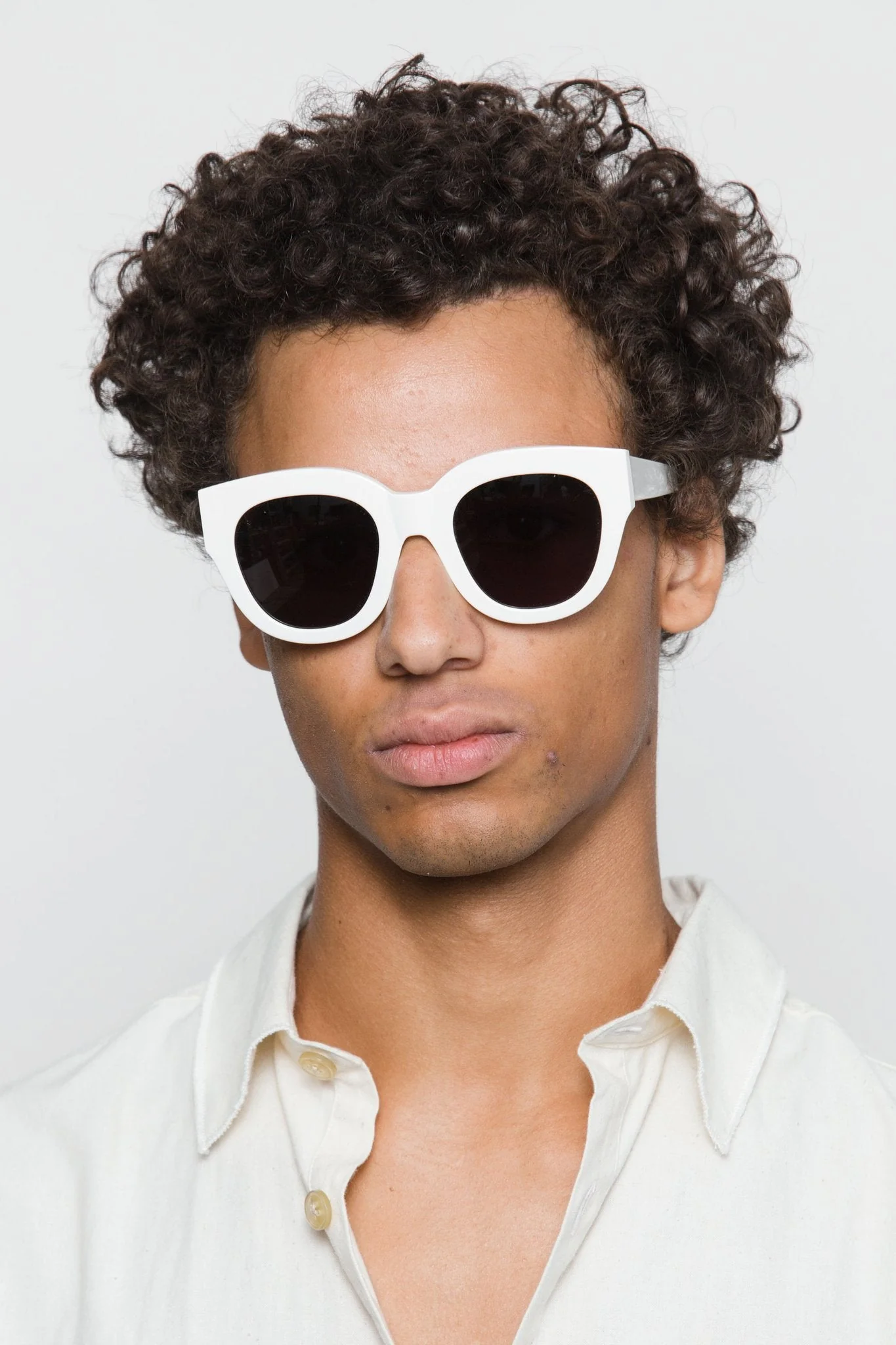 Cleo / White Acetate & Grey Lens - Image 8