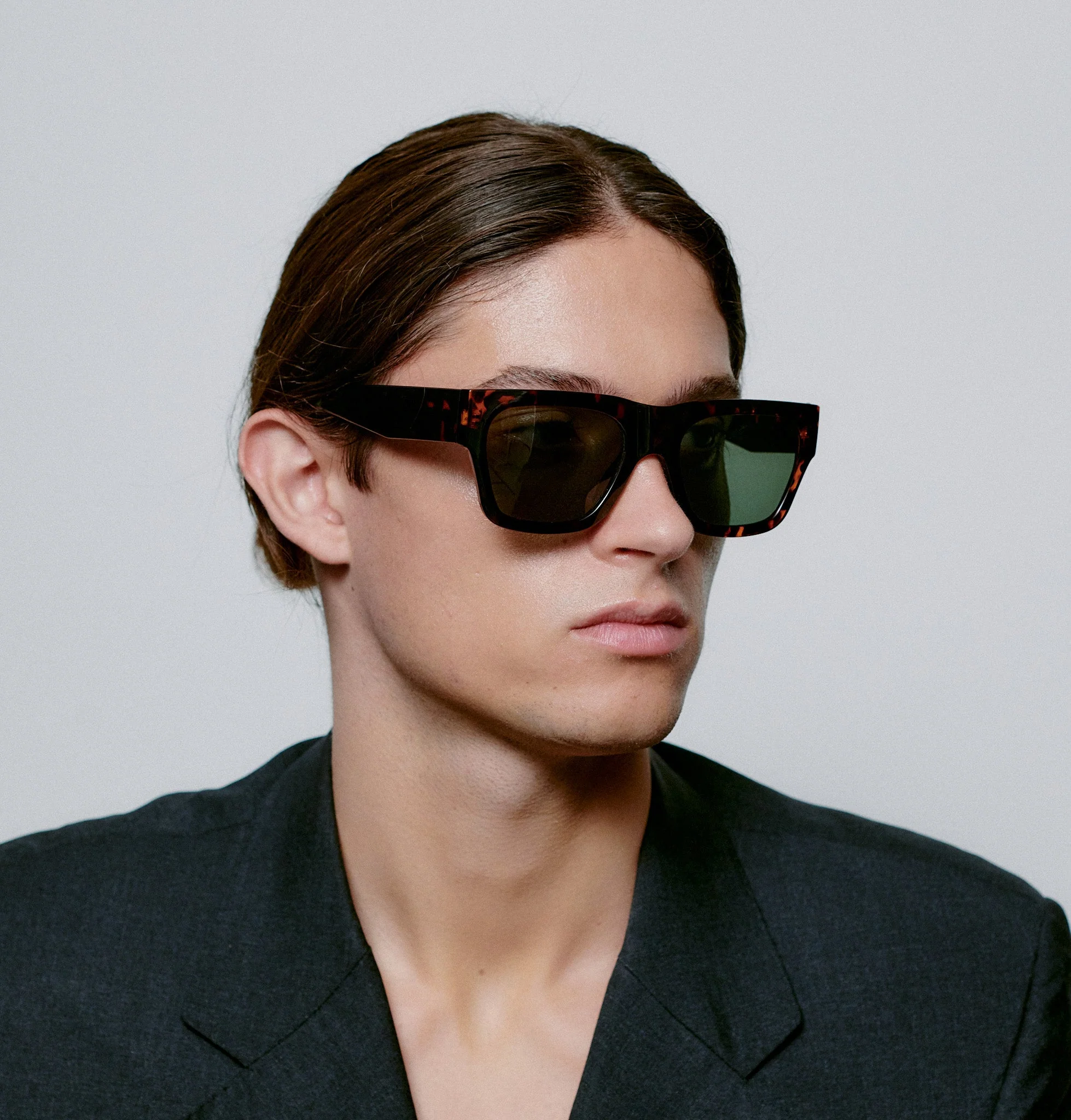 Agnes / Demi Tortoise & Graphite Green Lens - Image 4