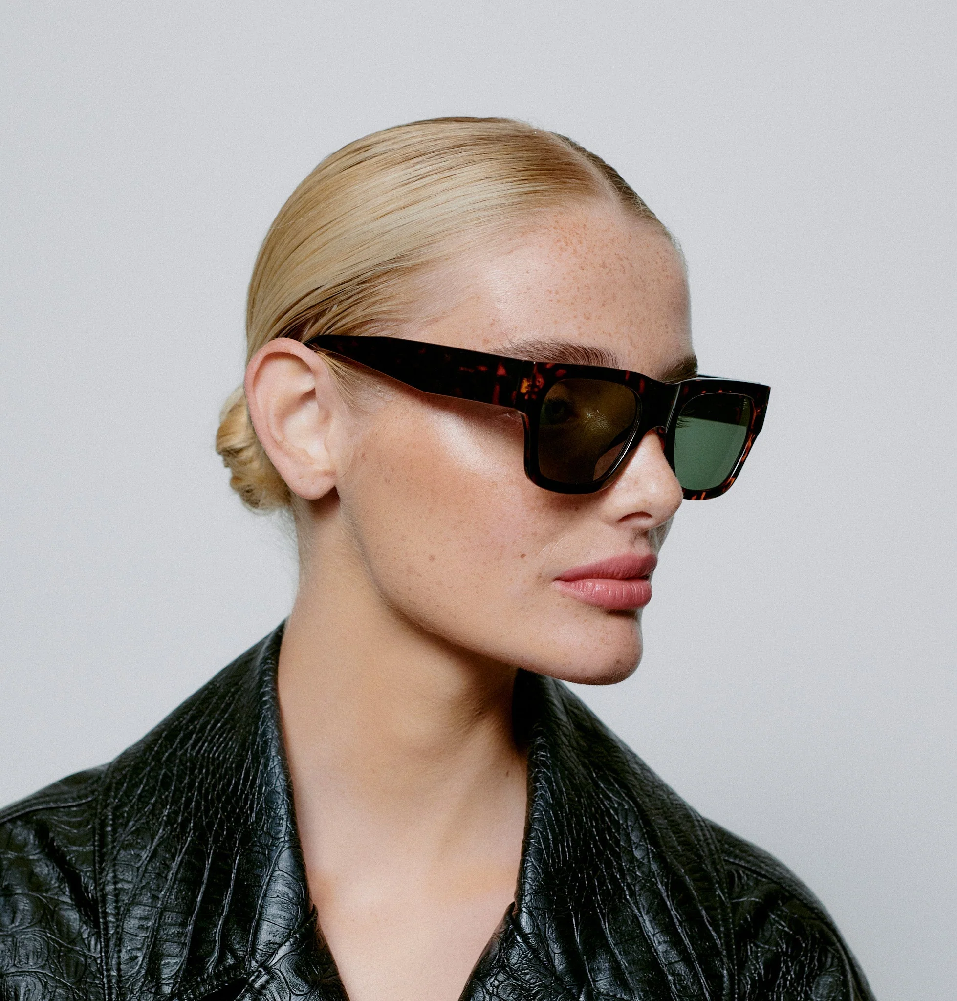 Agnes / Demi Tortoise & Graphite Green Lens - Image 6
