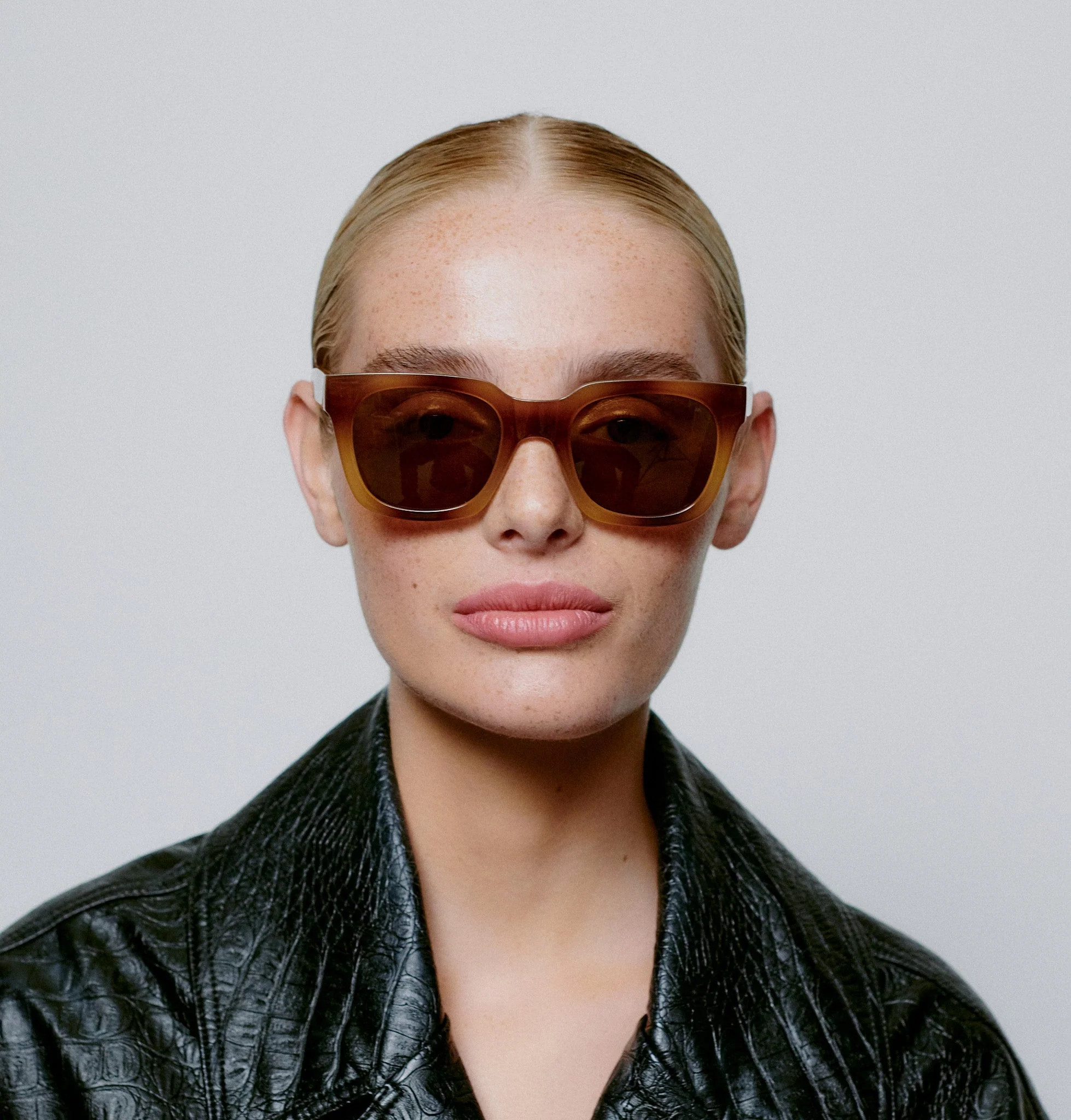 Nancy / Demi Brown & Brown Lens - Image 5