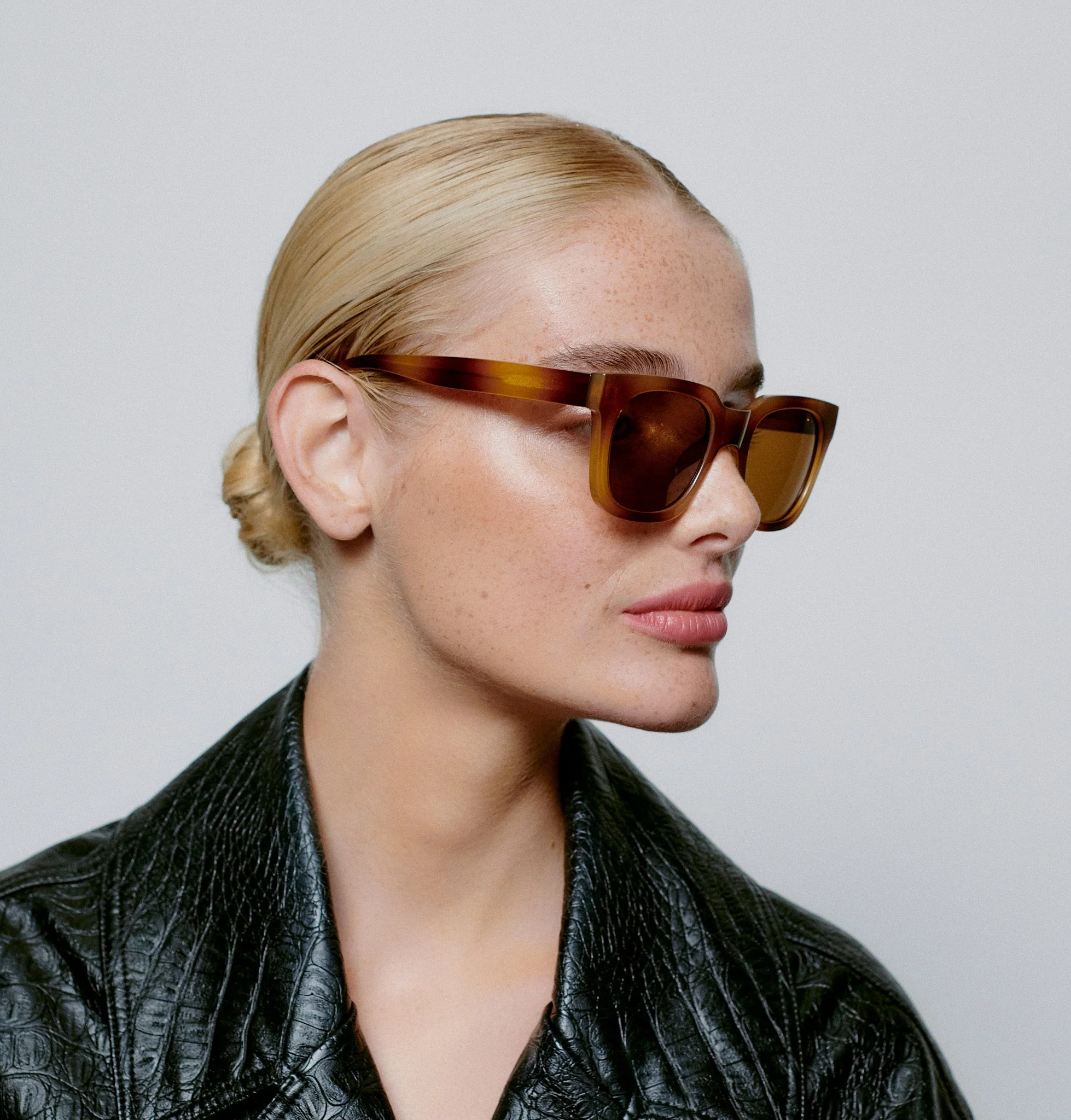 Nancy / Demi Brown & Brown Lens - Image 6
