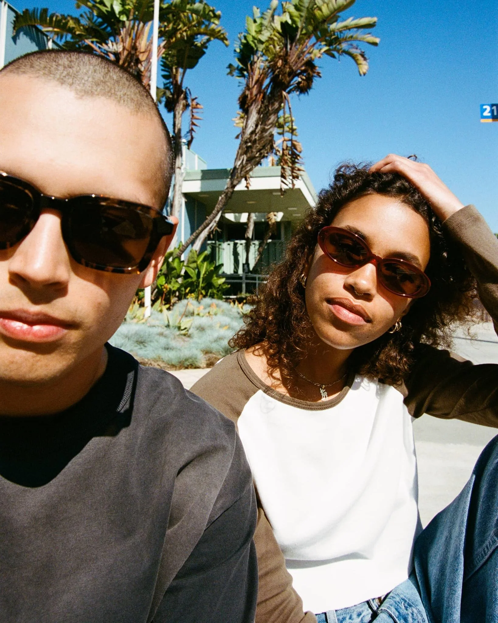 The Sweet Leaf / Crystal Black Cherry Bio & Amber Lens - Image 4