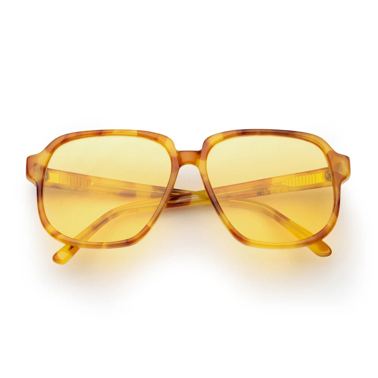 Delphine / Crème Brulee & Yellow Lens
