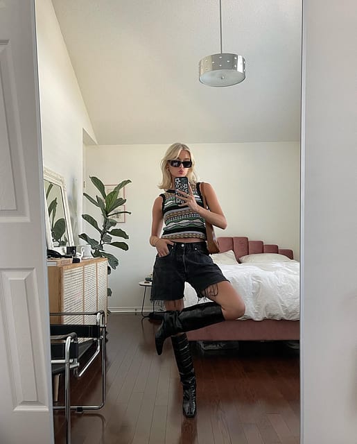 Eazy / Black Acetate & Black Lens - Image 6