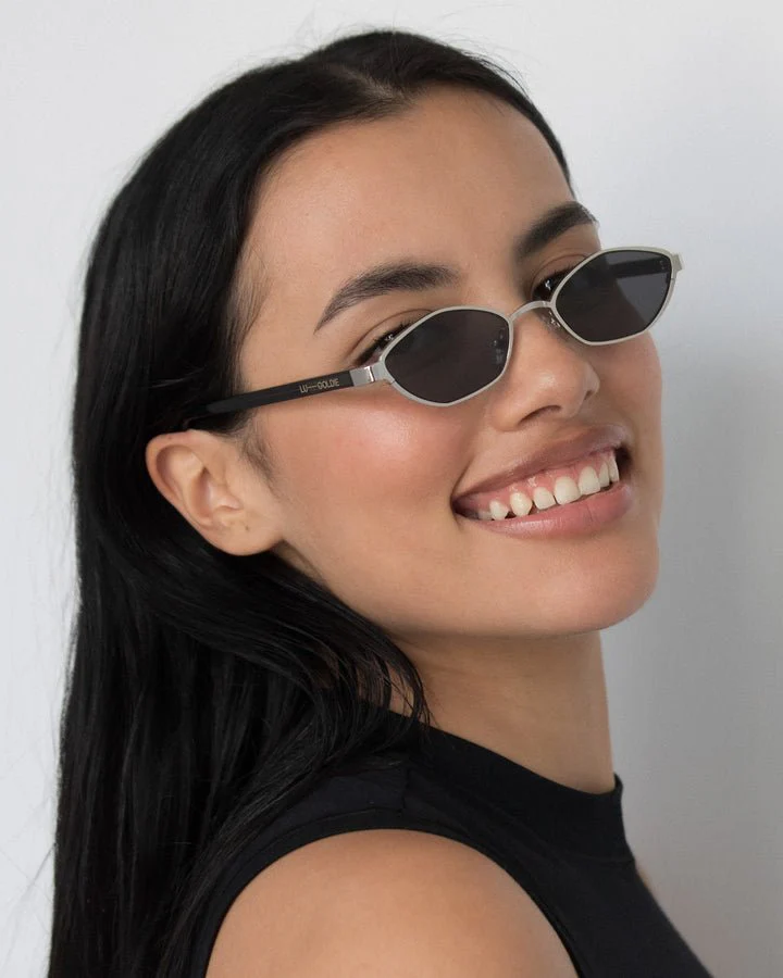 Farrah / Silver Metal & Grey Lens - Image 6