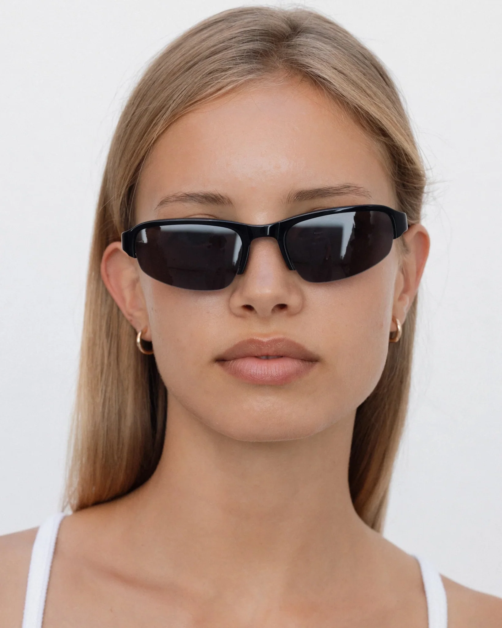 Gia / Black & Black Lens - Image 3
