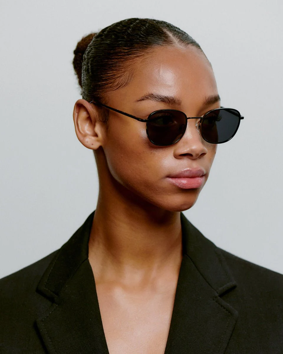 Hello / Black & Black Lens - Image 4