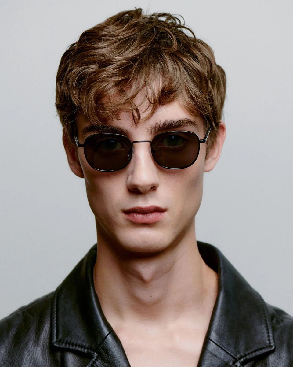 Hello / Black & Black Lens - Image 5