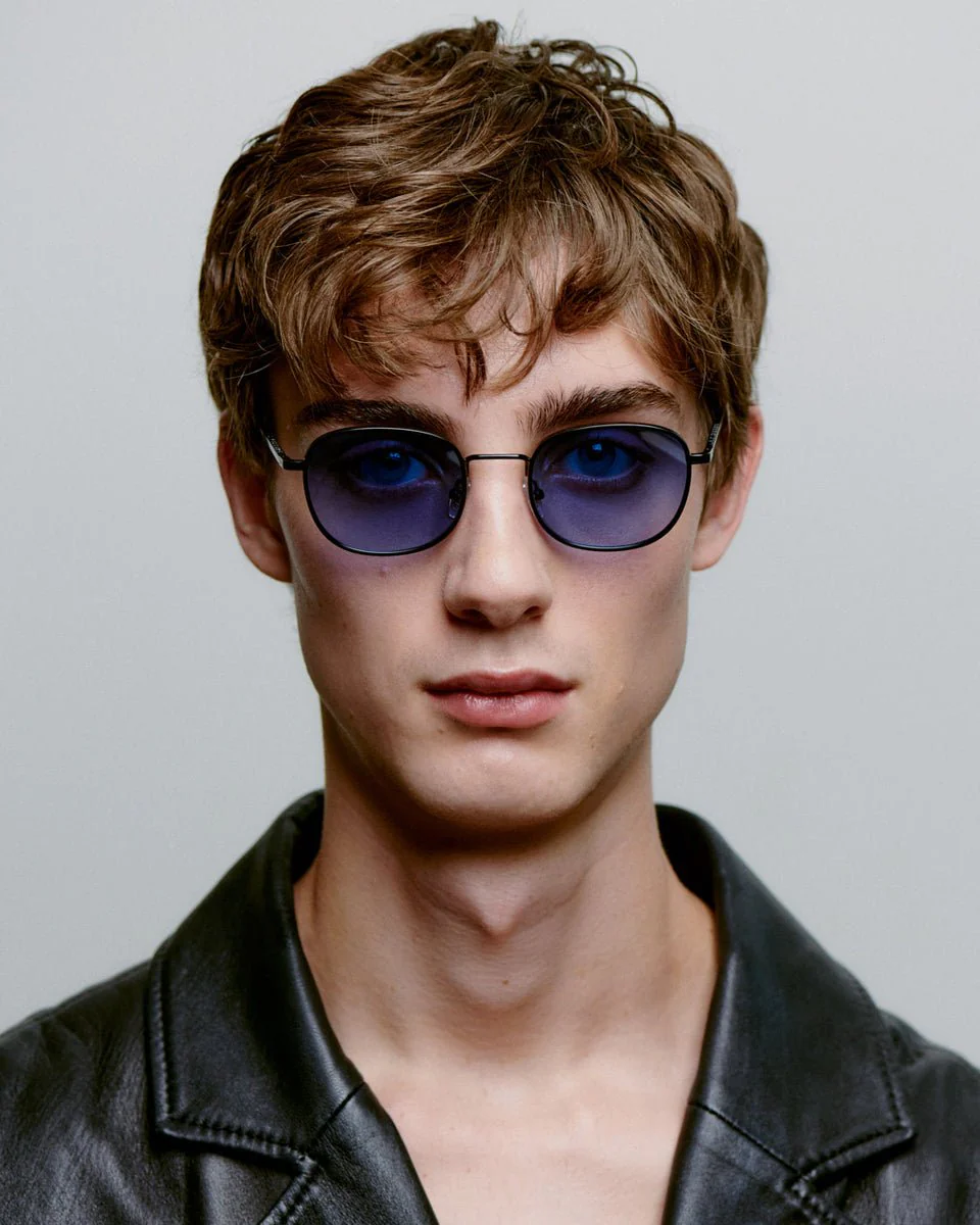 Hello / Matte Black & Blue Gradient Lens - Image 6