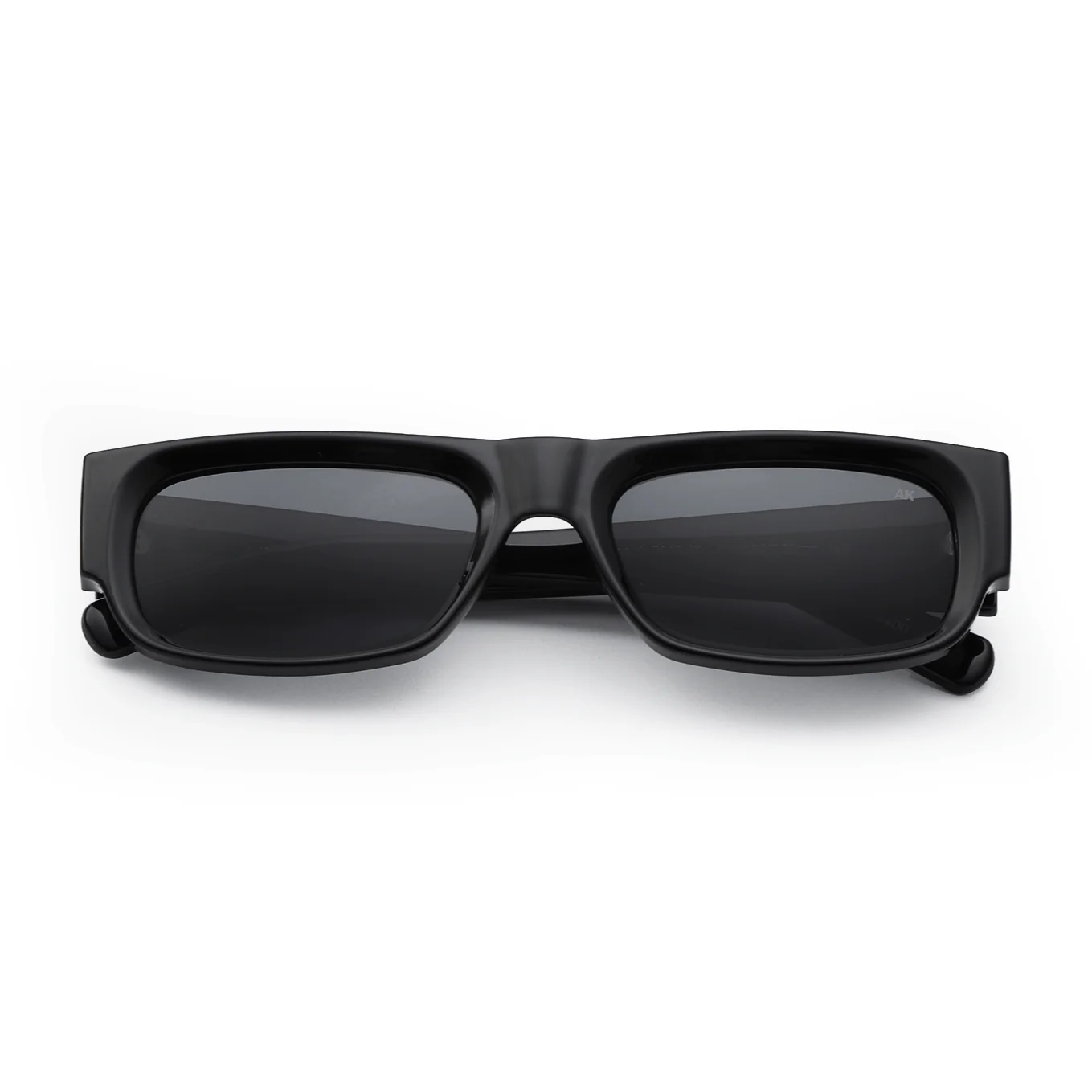 Jean / Black & Grey Lens