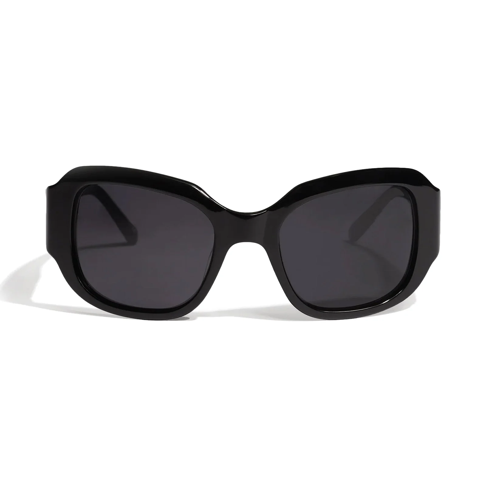 Jen 001 / Black & Black Lens