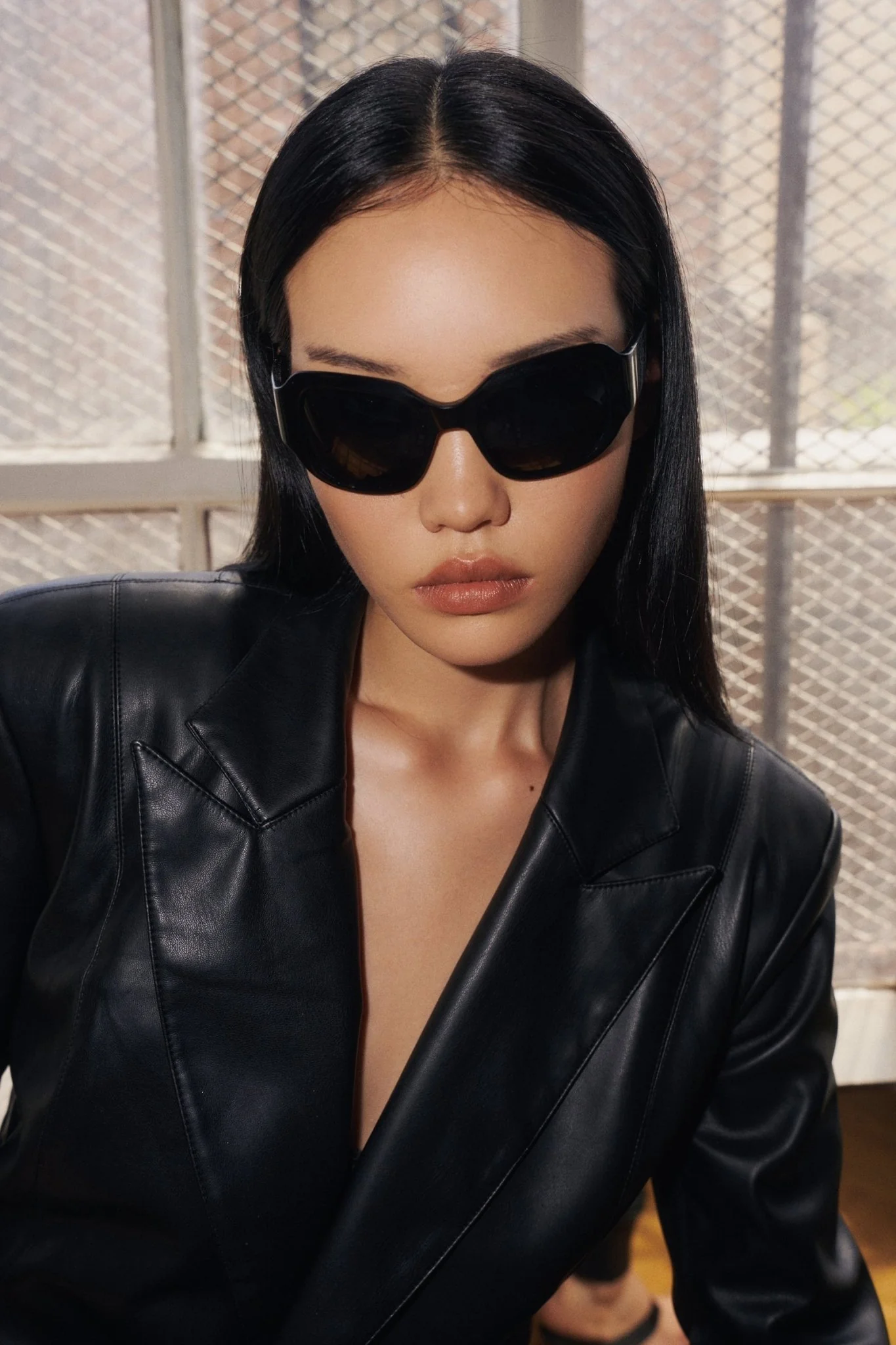 Jen 001 / Black & Black Lens - Image 4