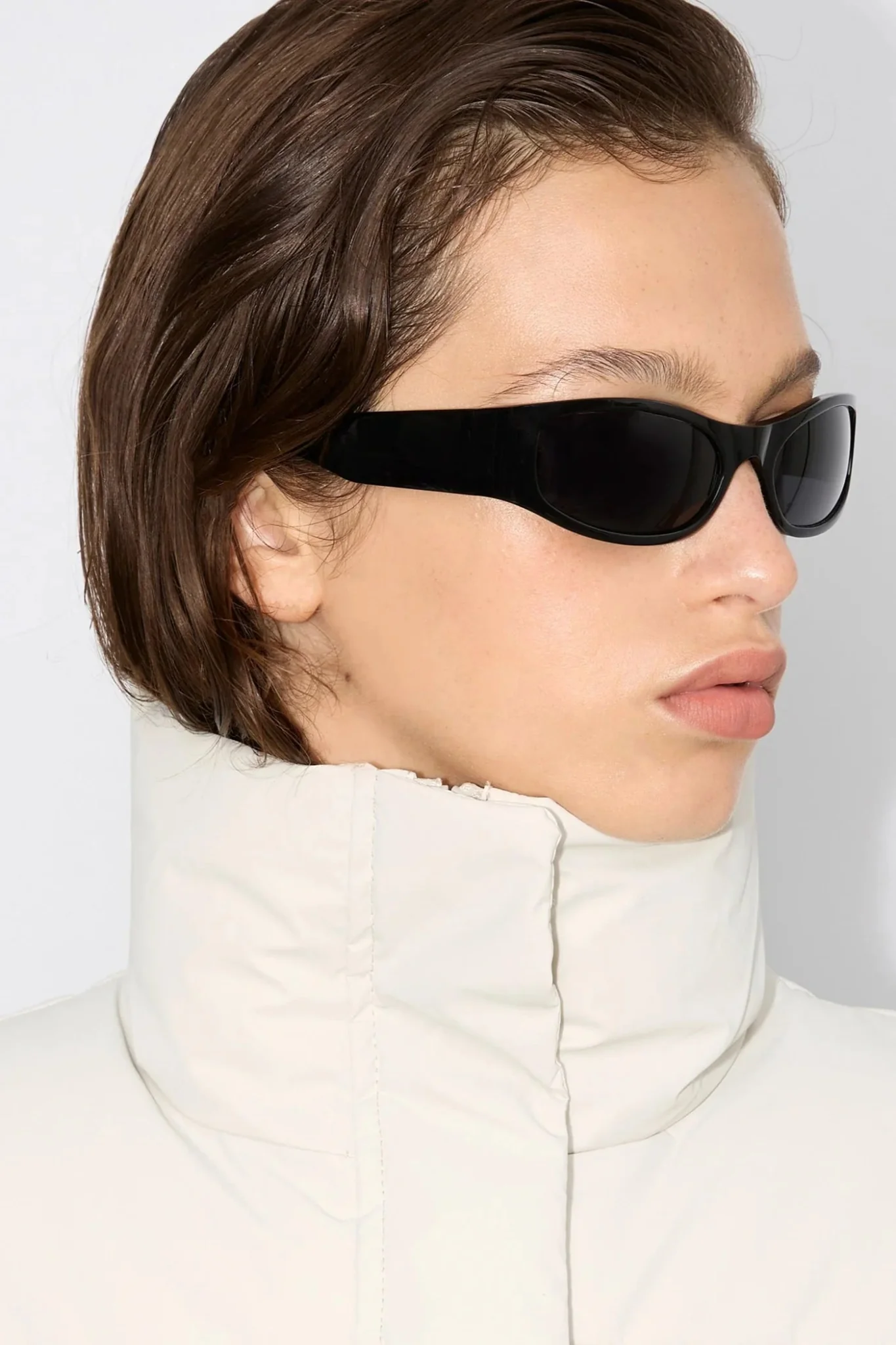 Jen 002 / Black & Black Lens - Image 4