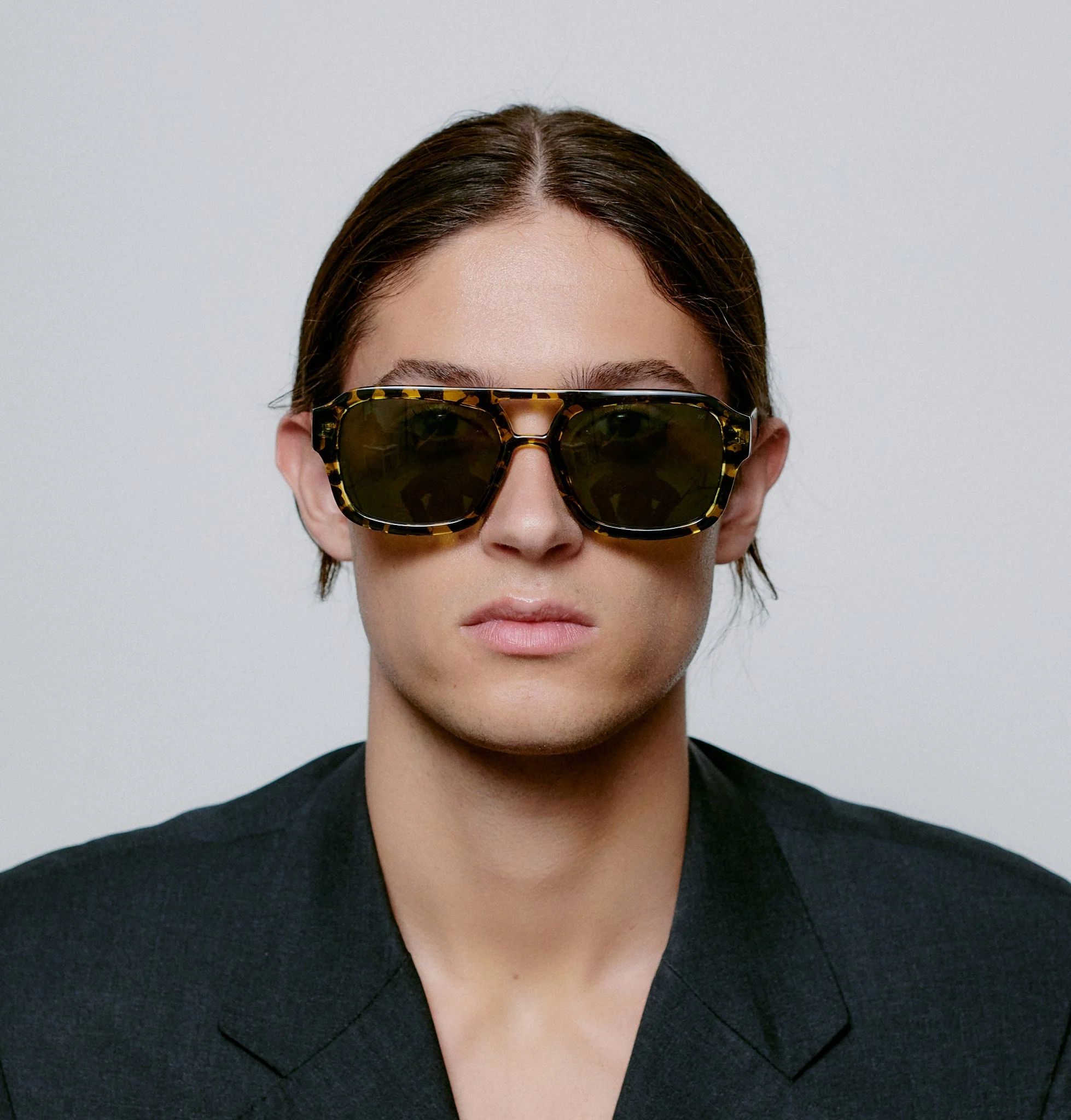 Kaya / Black Yellow Tortoise & Graphite Green Lens - Image 3
