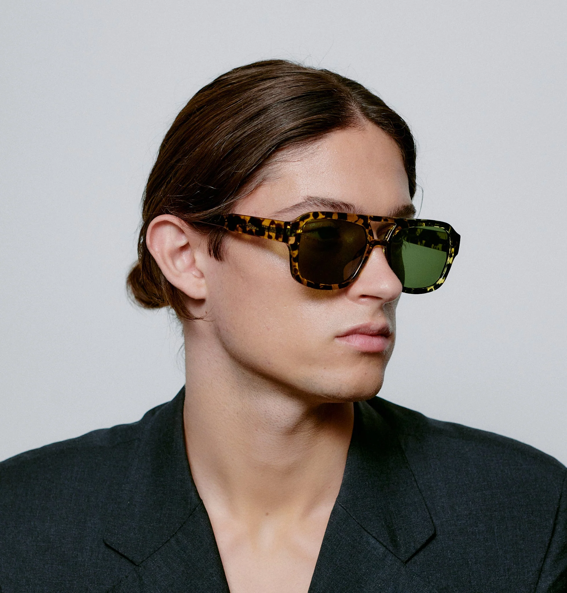 Kaya / Black Yellow Tortoise & Graphite Green Lens - Image 4