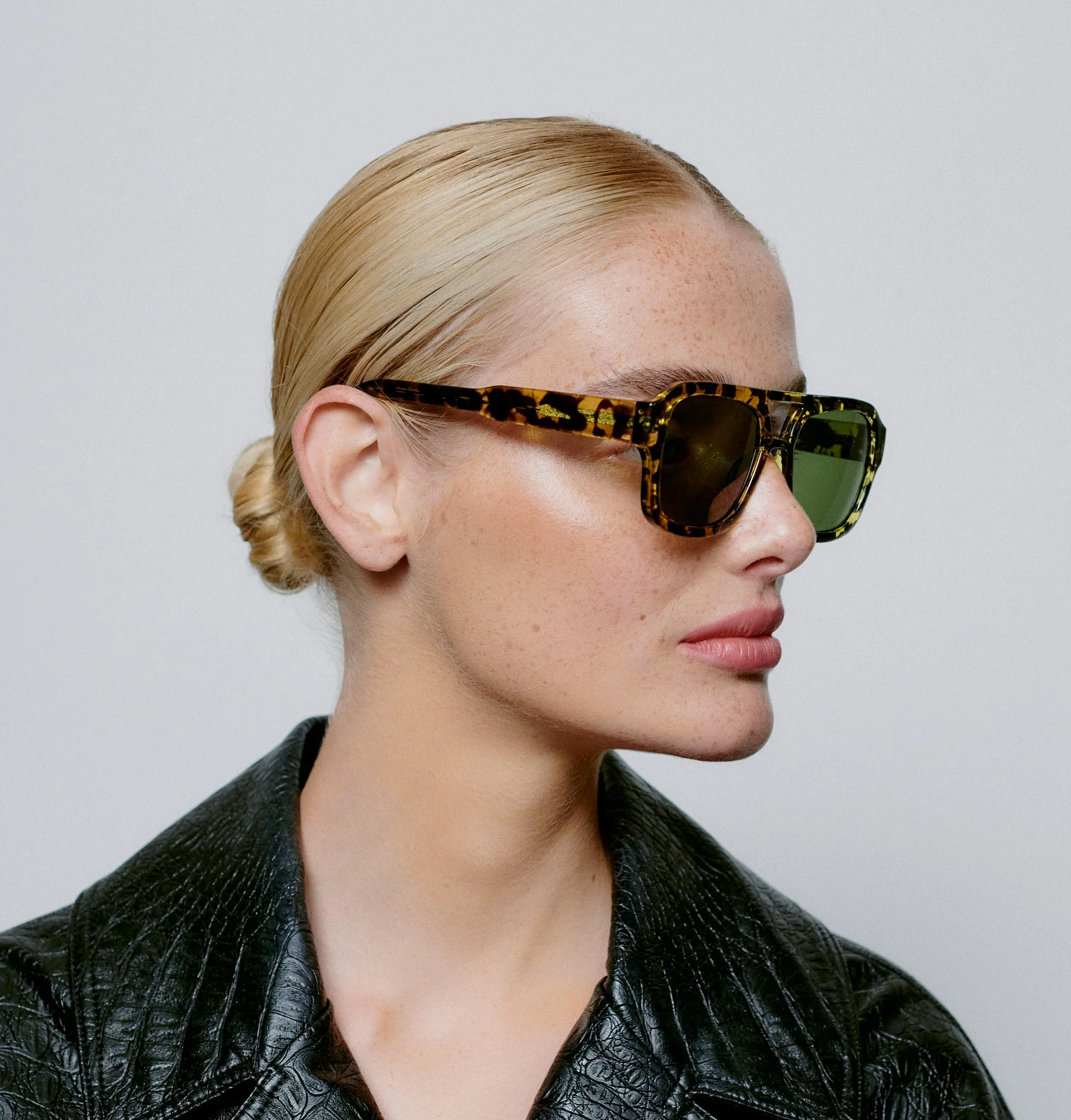 Kaya / Black Yellow Tortoise & Graphite Green Lens - Image 6