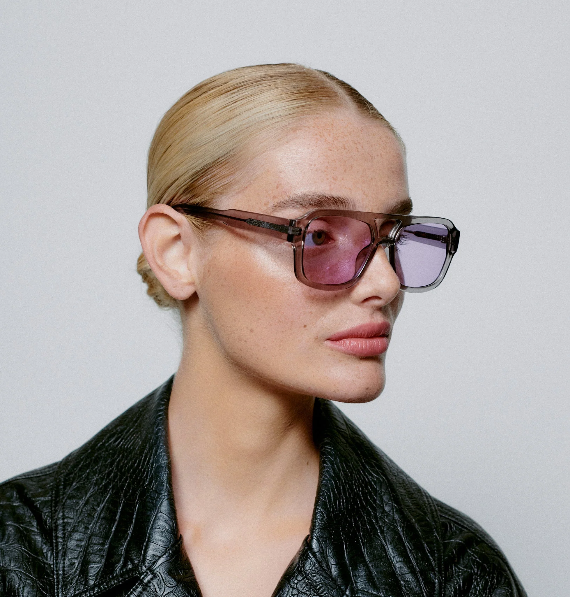 Kaya / Grey Transparent & Lilac Lens - Image 4