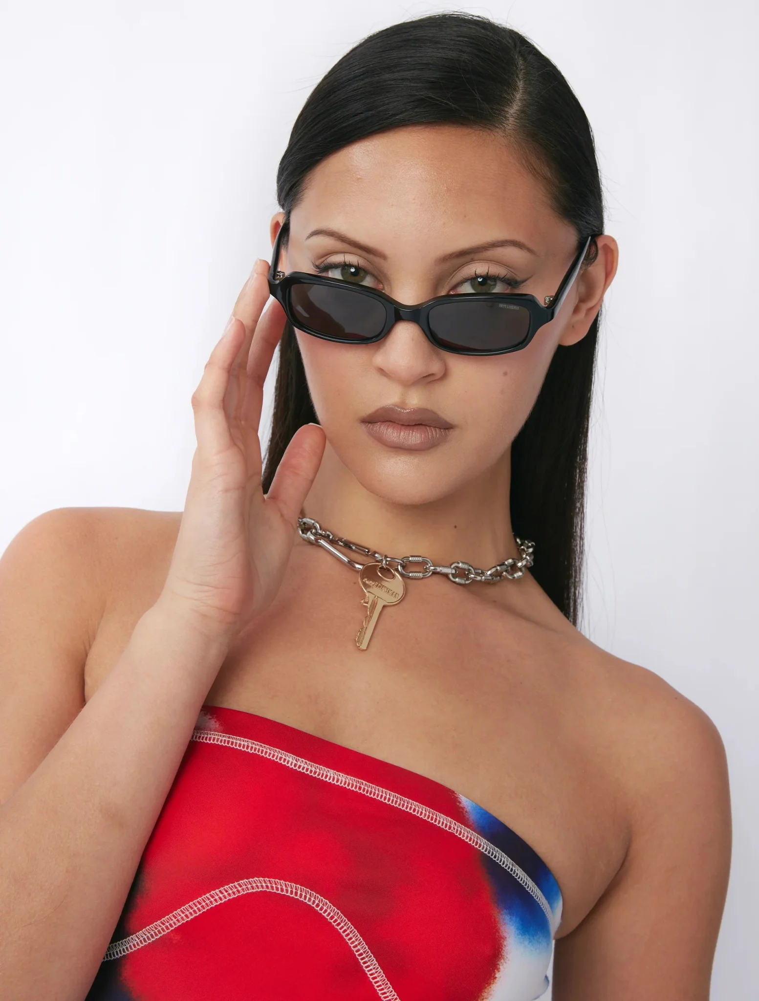 Lindle / Black & Black Lens - Image 3