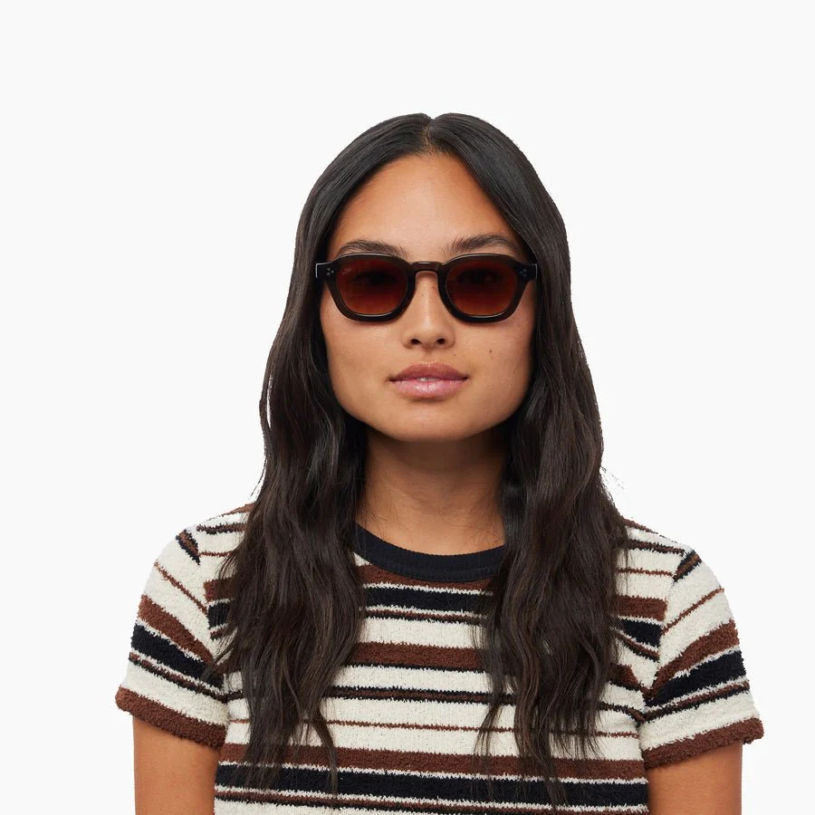 Logos / Umber Acetate & Gradient Amber Lens - Image 8