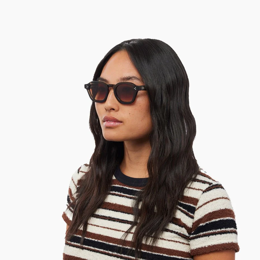 Logos / Umber Acetate & Gradient Amber Lens - Image 9
