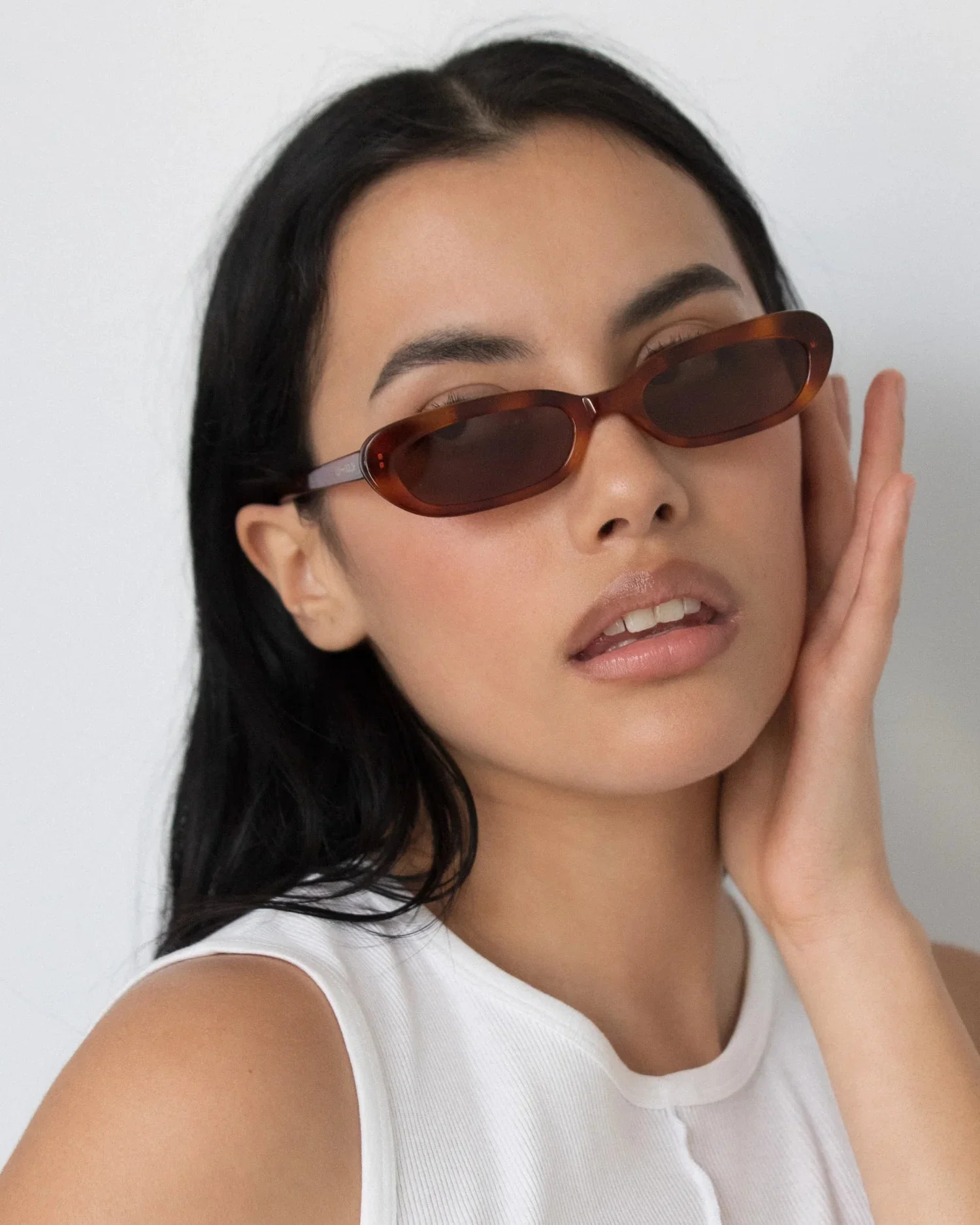 Lola / Chestnut & Brown Lens - Image 7