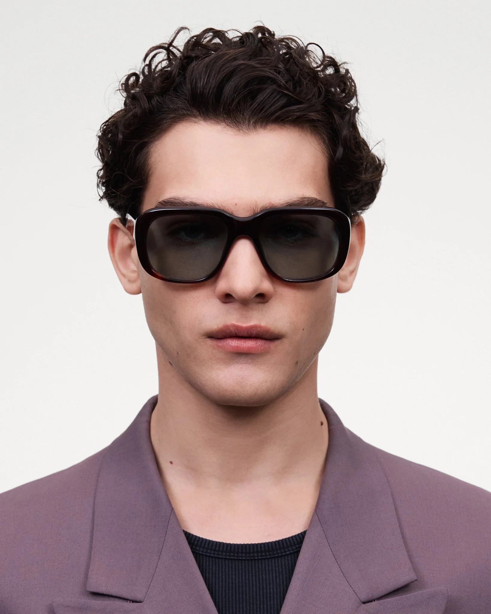 Louis / Red Acetate & Graphite Green Lens - Image 3