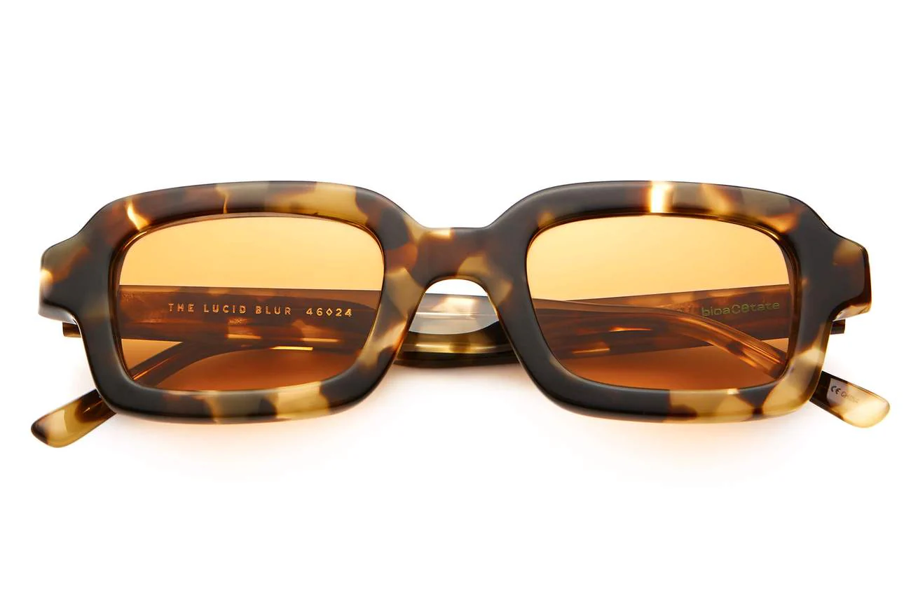 The Lucid Blur / Jaguar Tortoise Bio