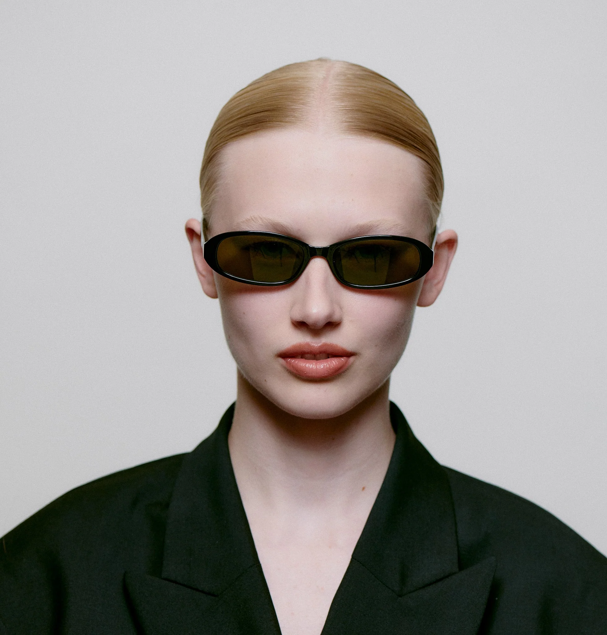 Macy / Black & Graphite Green Lens - Image 5
