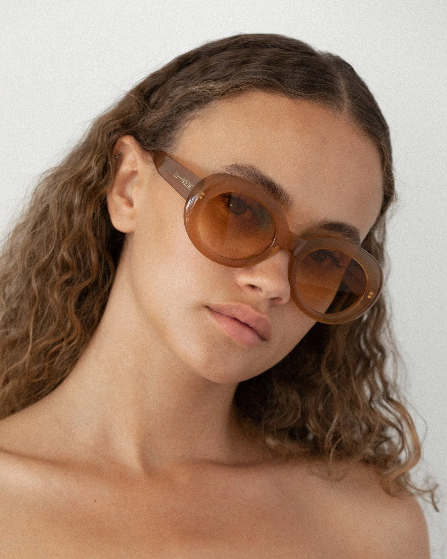 Margot / Cola & Cola Gradient Lens - Image 4