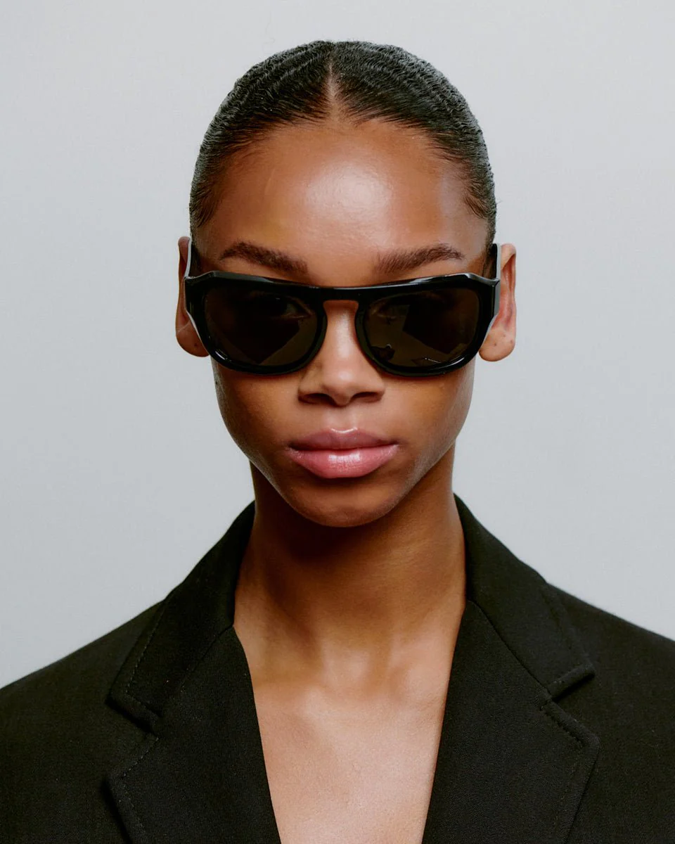 Max / Black & Black Lens - Image 3