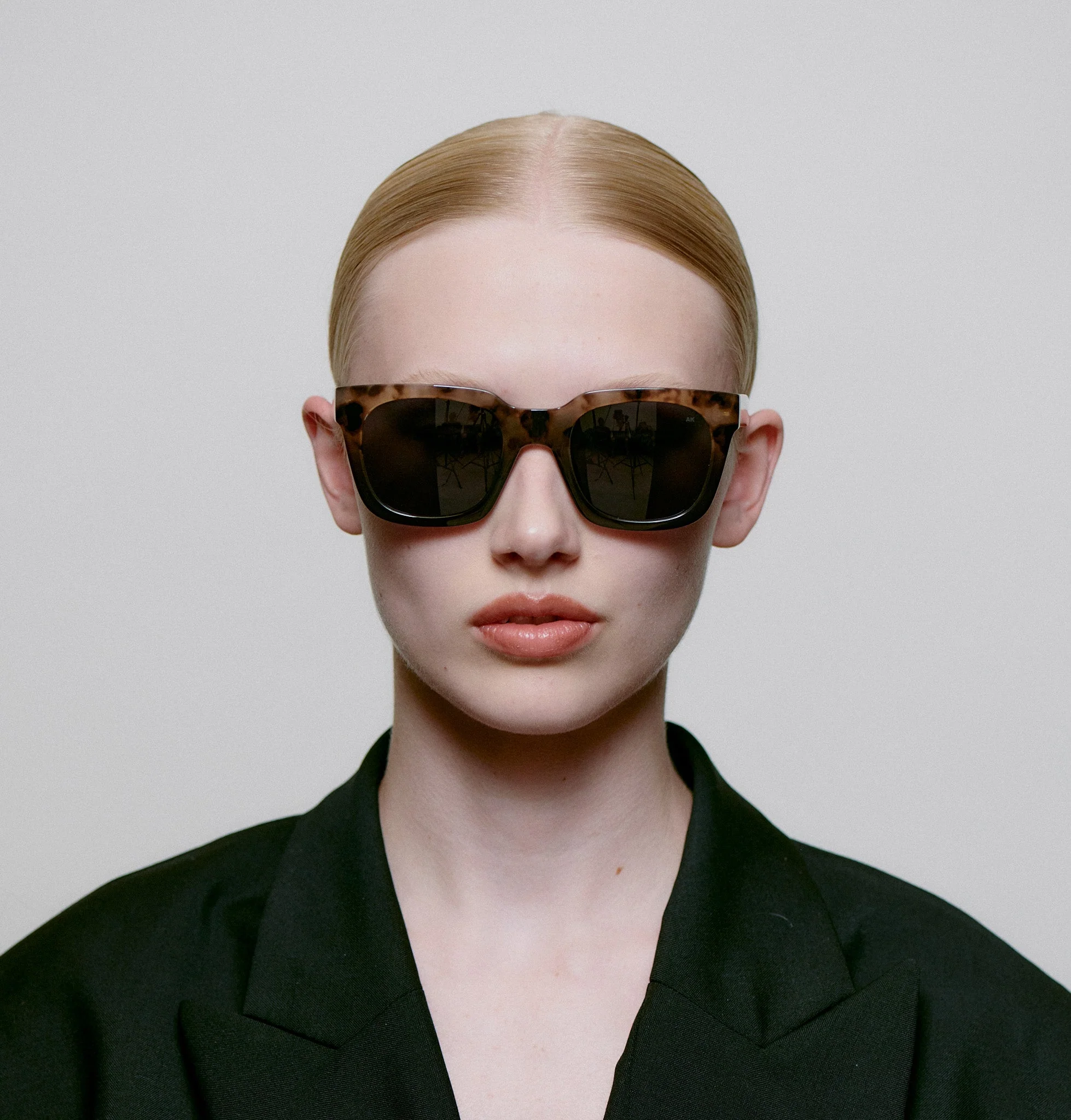 Nancy / Coquina & Grey Lens - Image 5