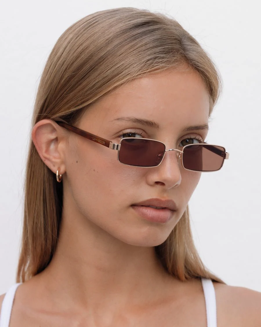 Nina / Gold Metal & Chestnut Lens - Image 4