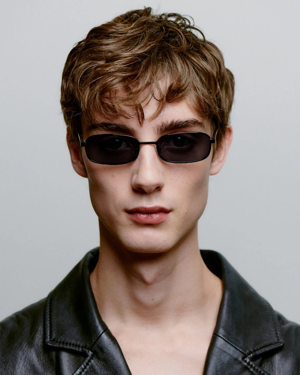 Noah / Black & Black Lens - Image 5