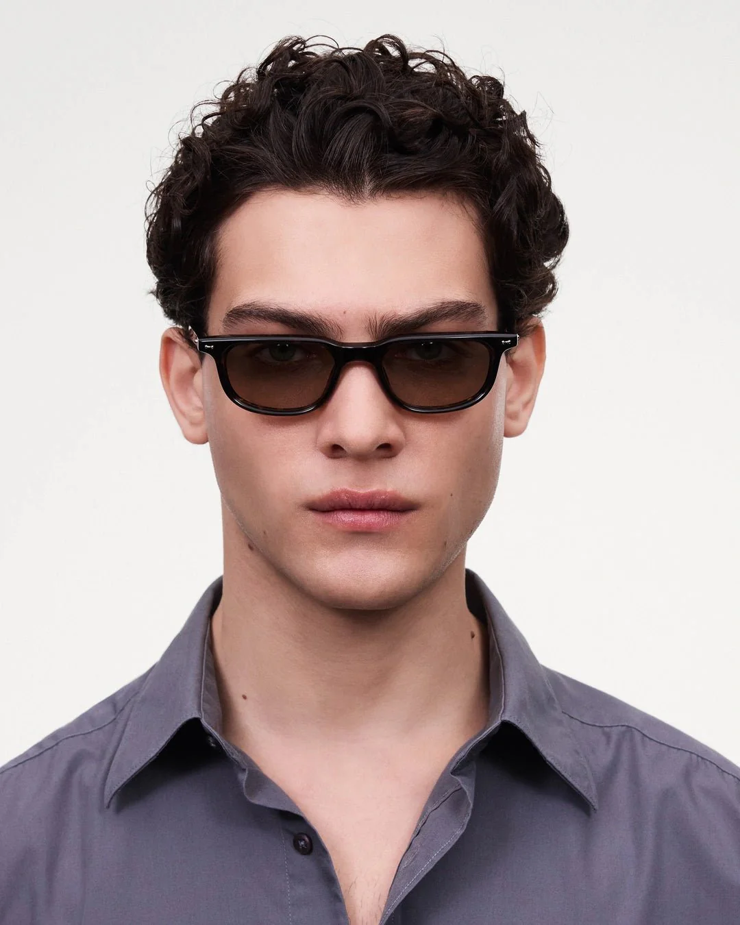 Novis / Tortoise & Green Lens - Image 3