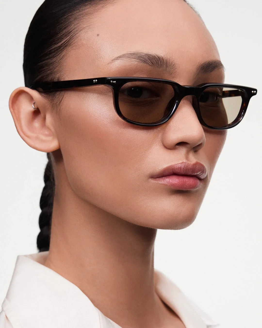Novis / Tortoise & Green Lens - Image 4