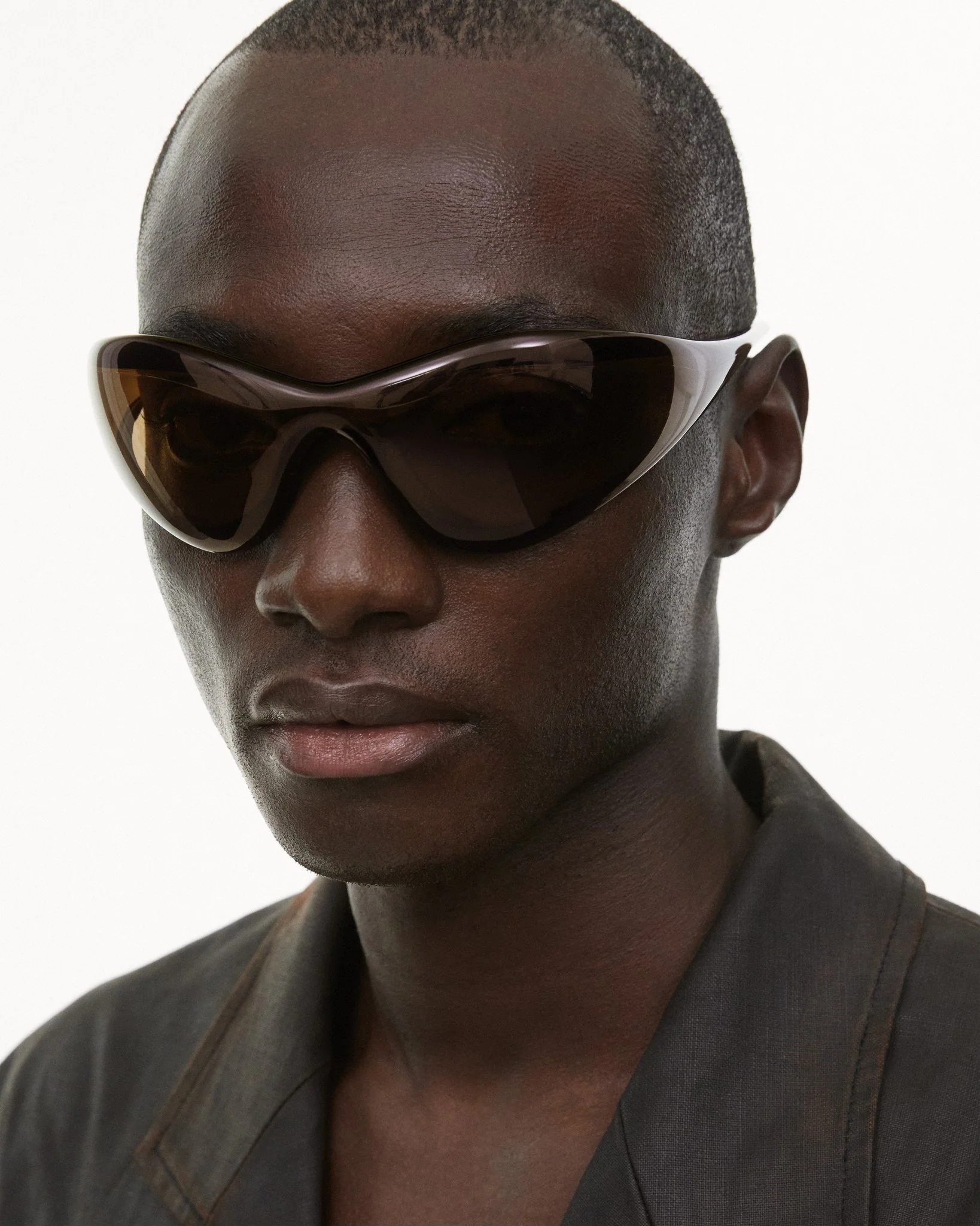 One / Brown & Brown Lens - Image 4