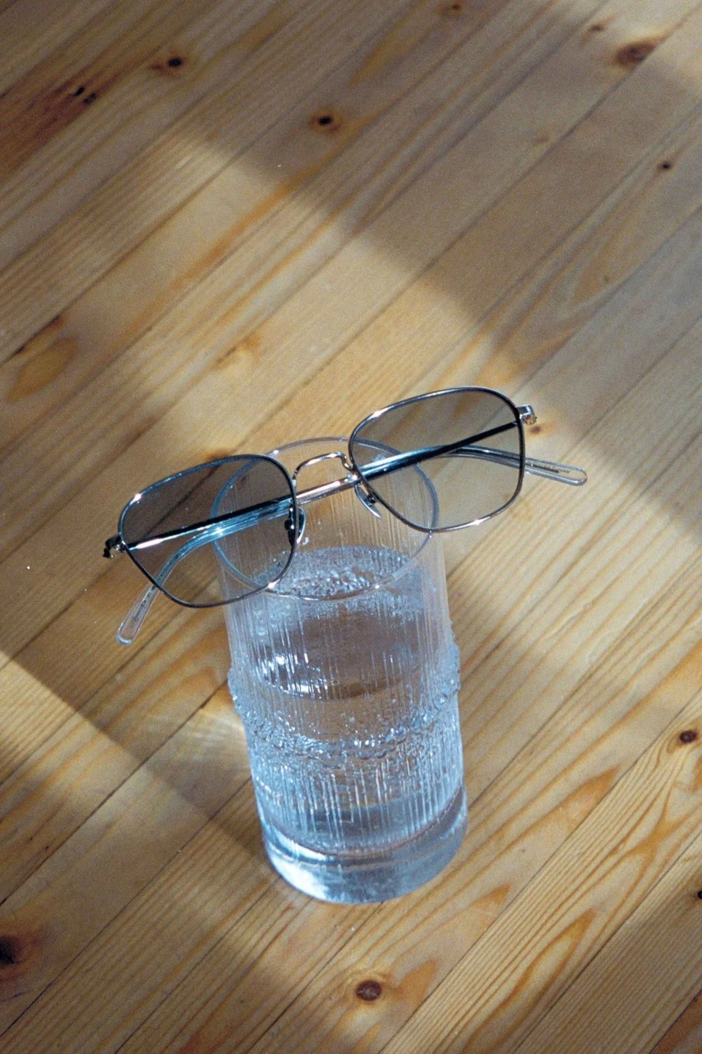 Otis / Silver Steel & Blue Gradient Lens - Image 4