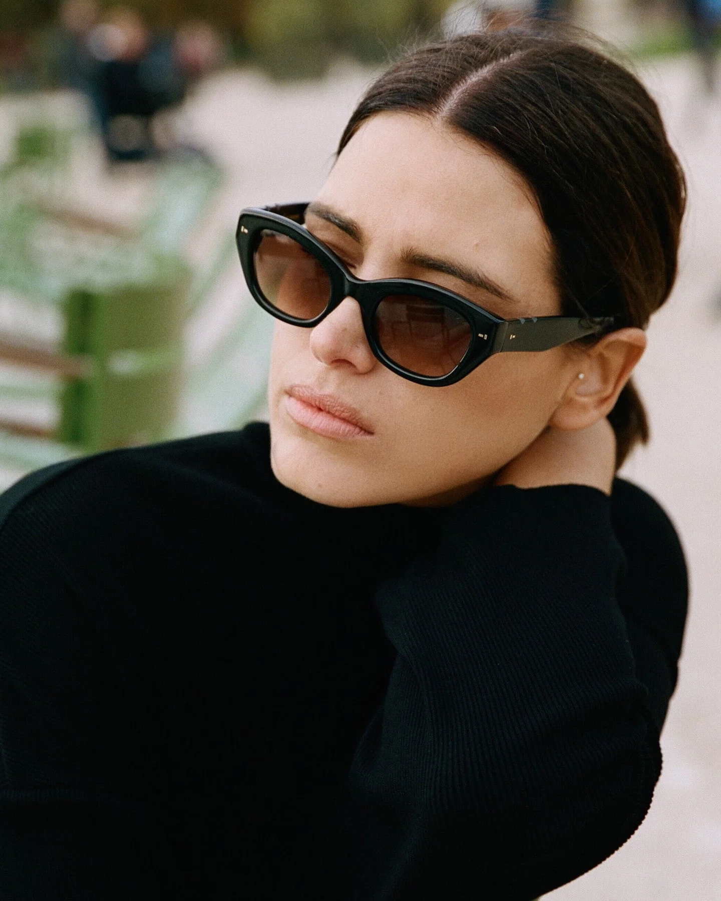 X Tahnee / Timeless / Black & Brown Gradient Lens - Image 9