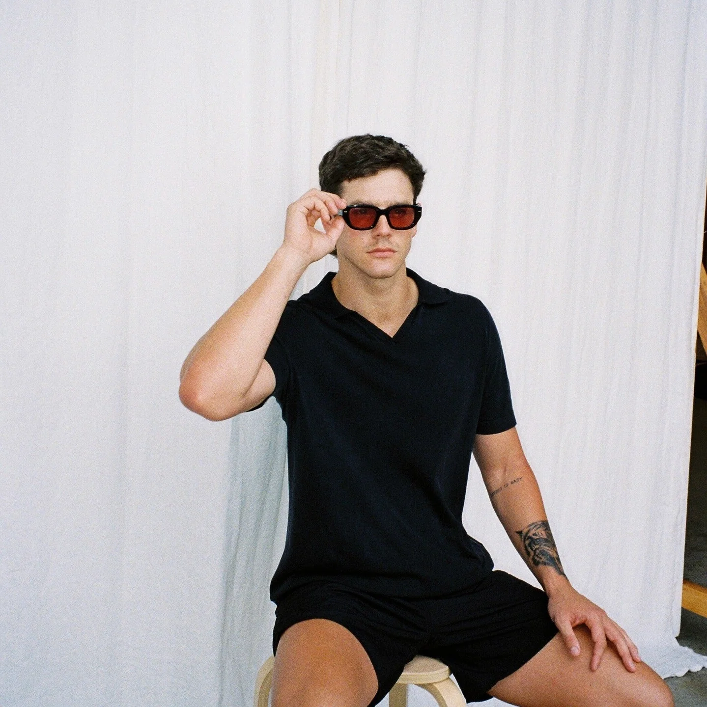 X Tahnee / Tomorrow / Black & Red Lens - Image 13