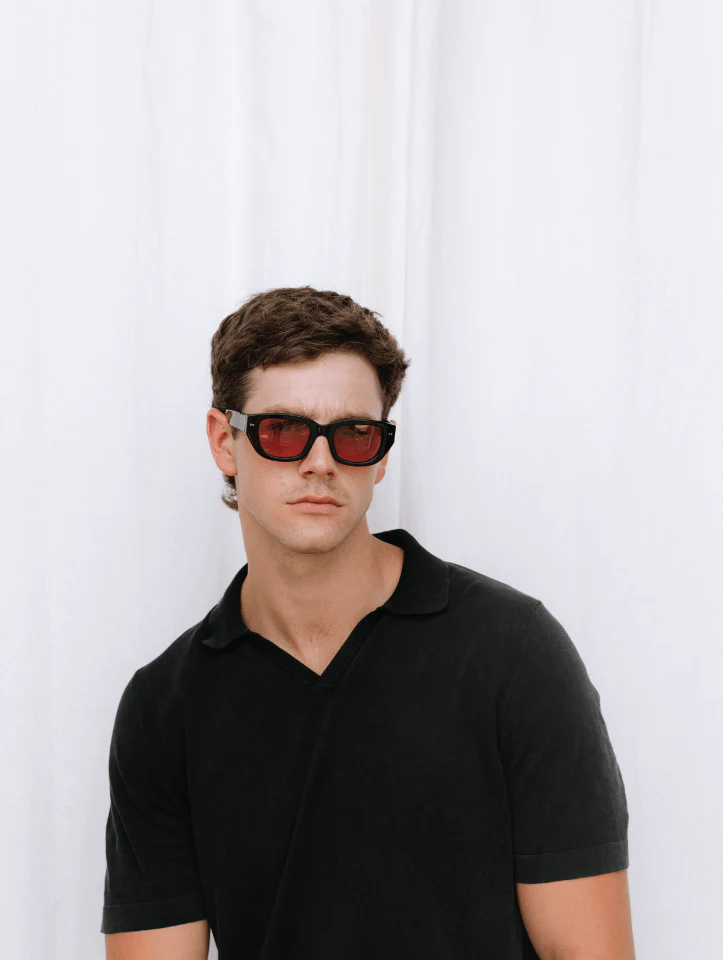X Tahnee / Tomorrow / Black & Red Lens - Image 5