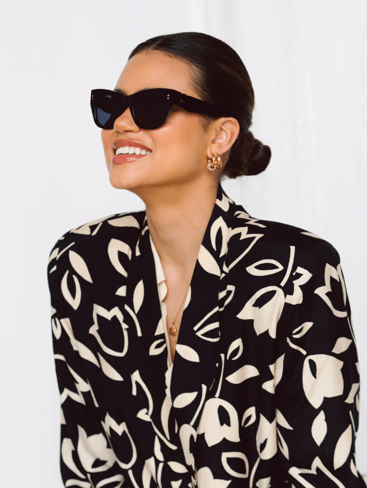 Queen & Moncur / Black & Black Lens - Image 5